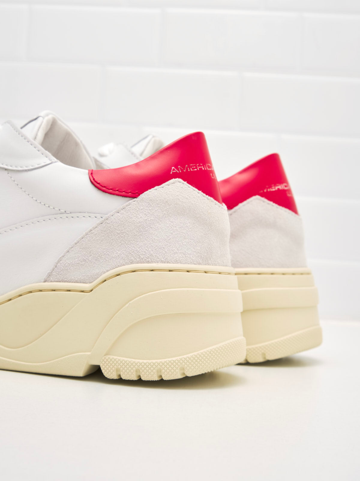 American White - Sneakers Woman Emmeuno Logo Explorer white red