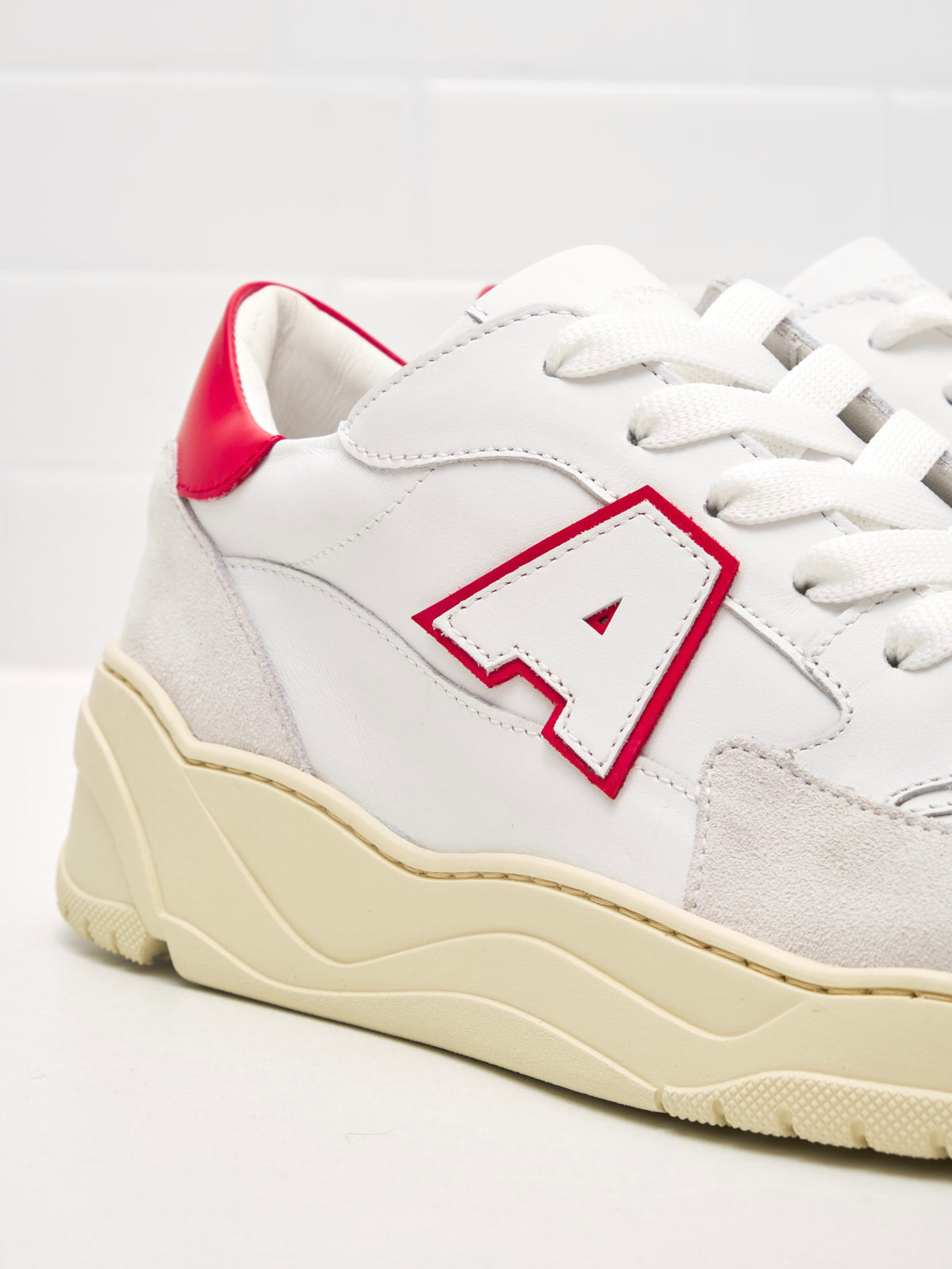 American White - Sneakers Woman Emmeuno Logo Explorer white red