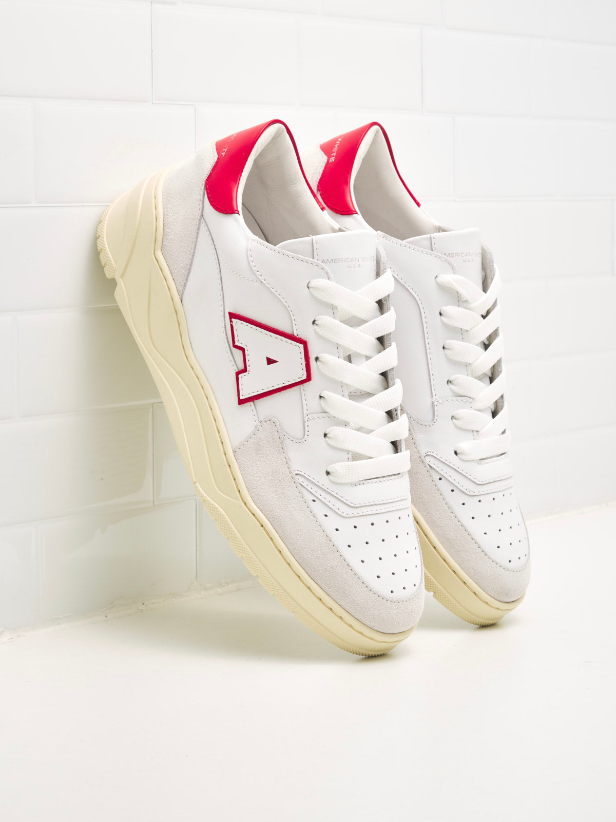 American White - Sneakers Woman Emmeuno Logo Explorer white red