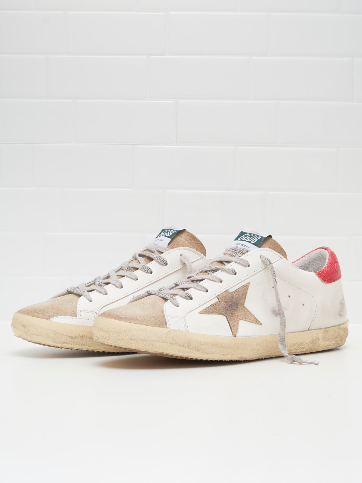 Golden goose super star classic with list white taupe red