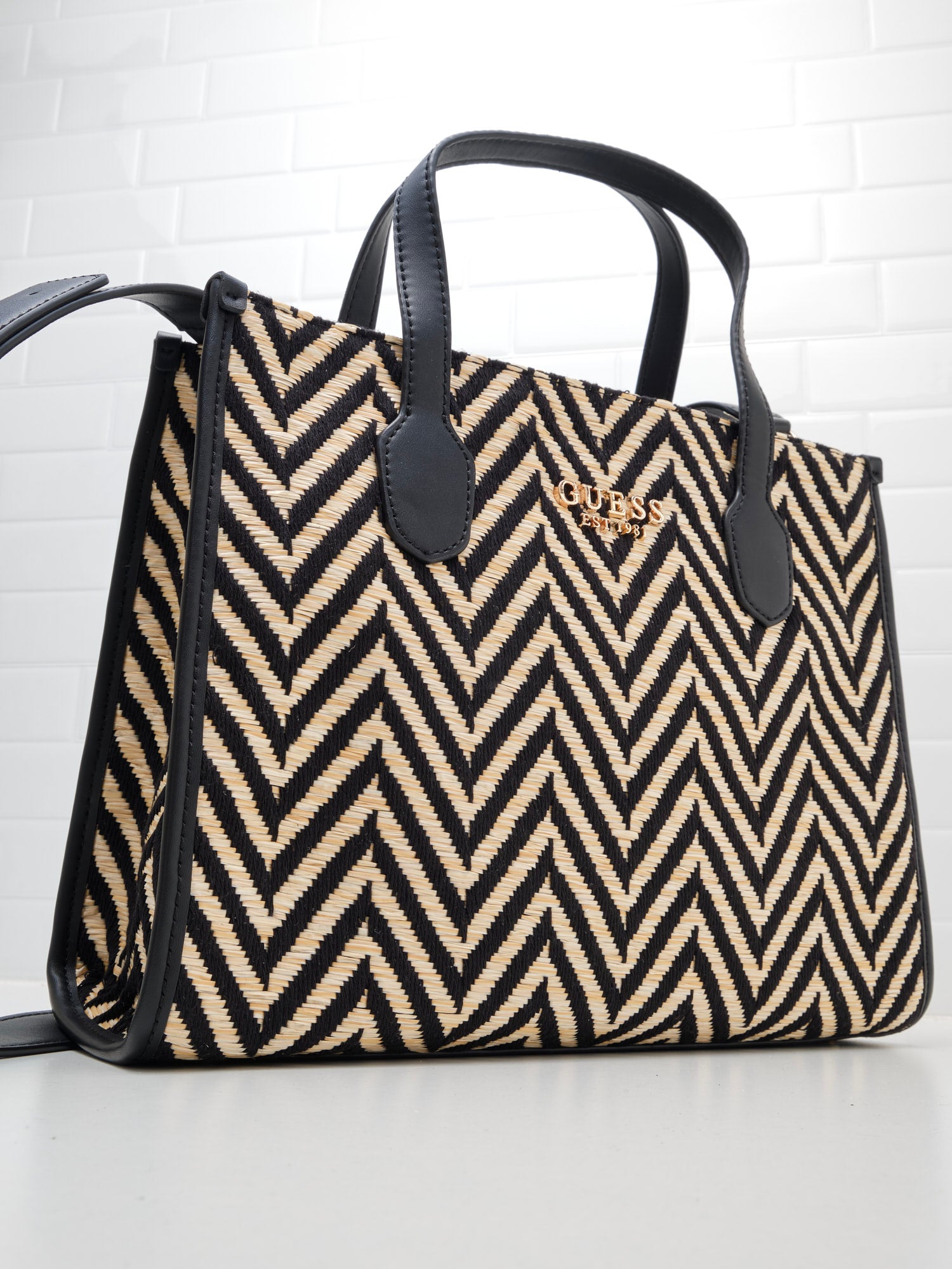 Guess - Borsa Silvana Tote black