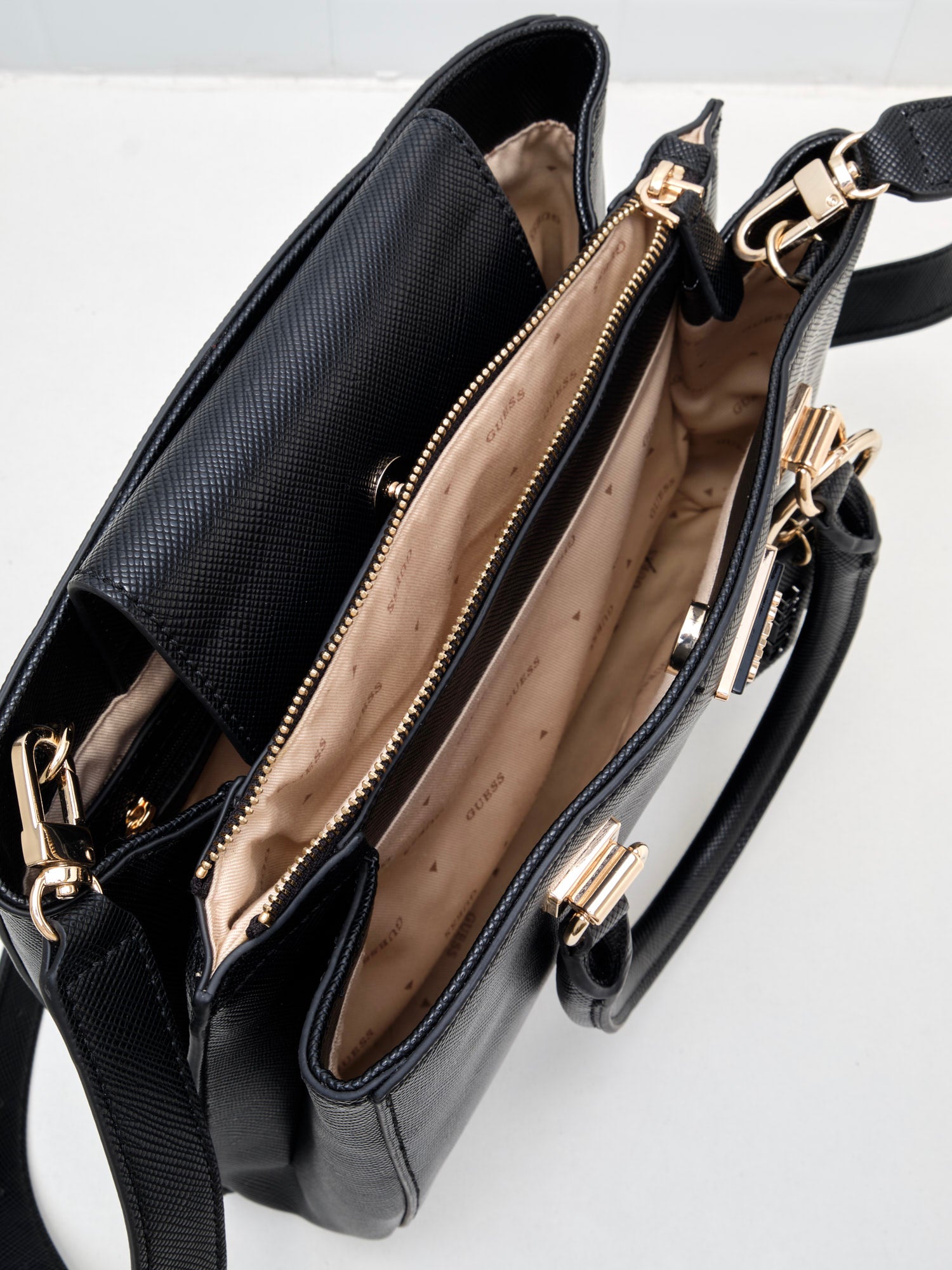 Guess - Borsa Noelle Girlfriend Satchel black