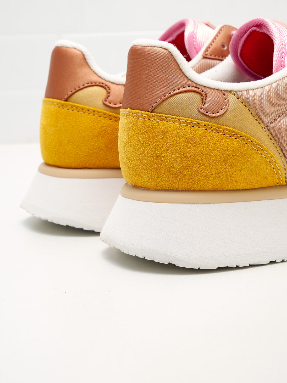 wushu ruyi - Sneakers Master Sport 403 Woman white yellow bronze
