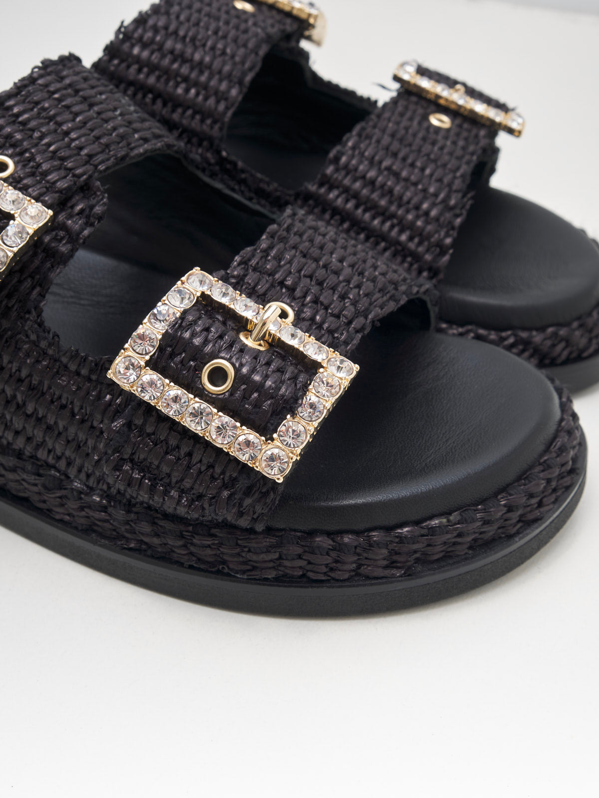 Alibi Sandali Greta in Rafia Swarovski Black