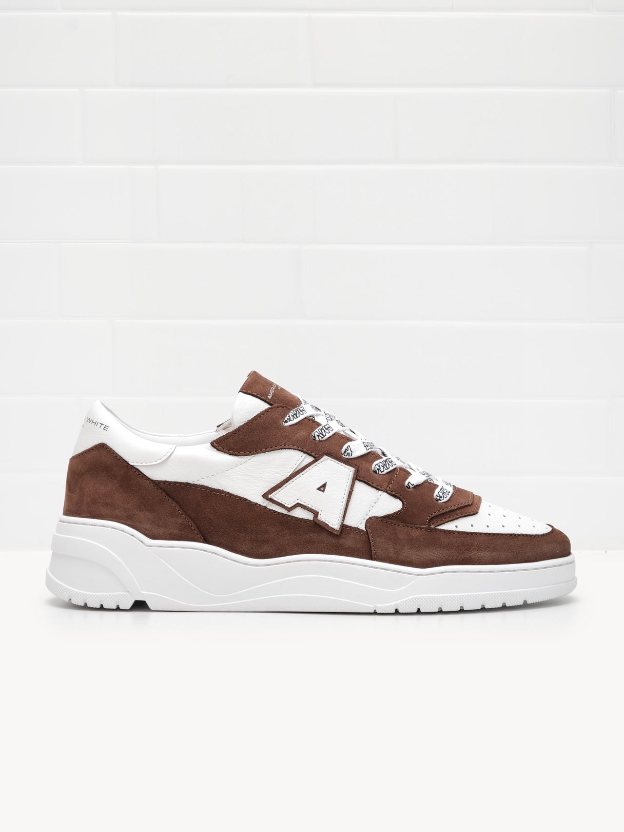 American White Man Emmeuno Logo Bicolor chocolate white