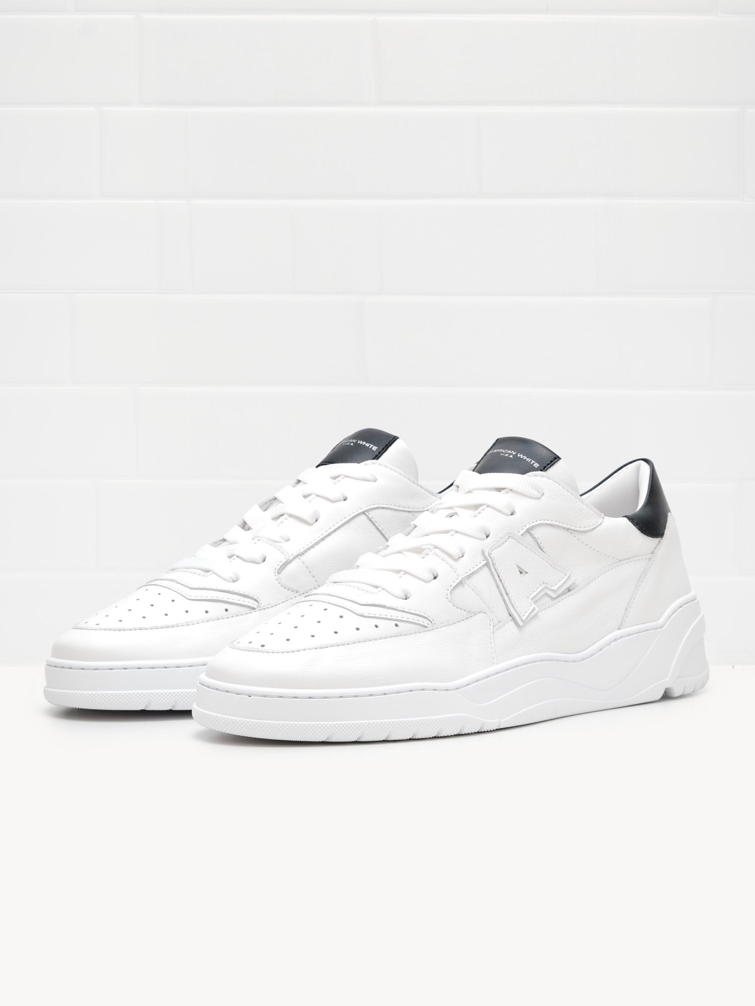 American White - Sneakers Man Emmeuno Logo white black 