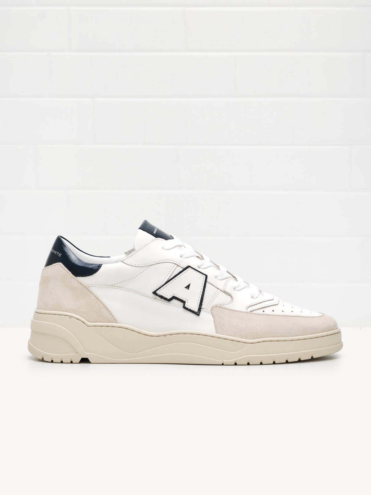 American White Man Emmeuno Logo Explorer white dark blue
