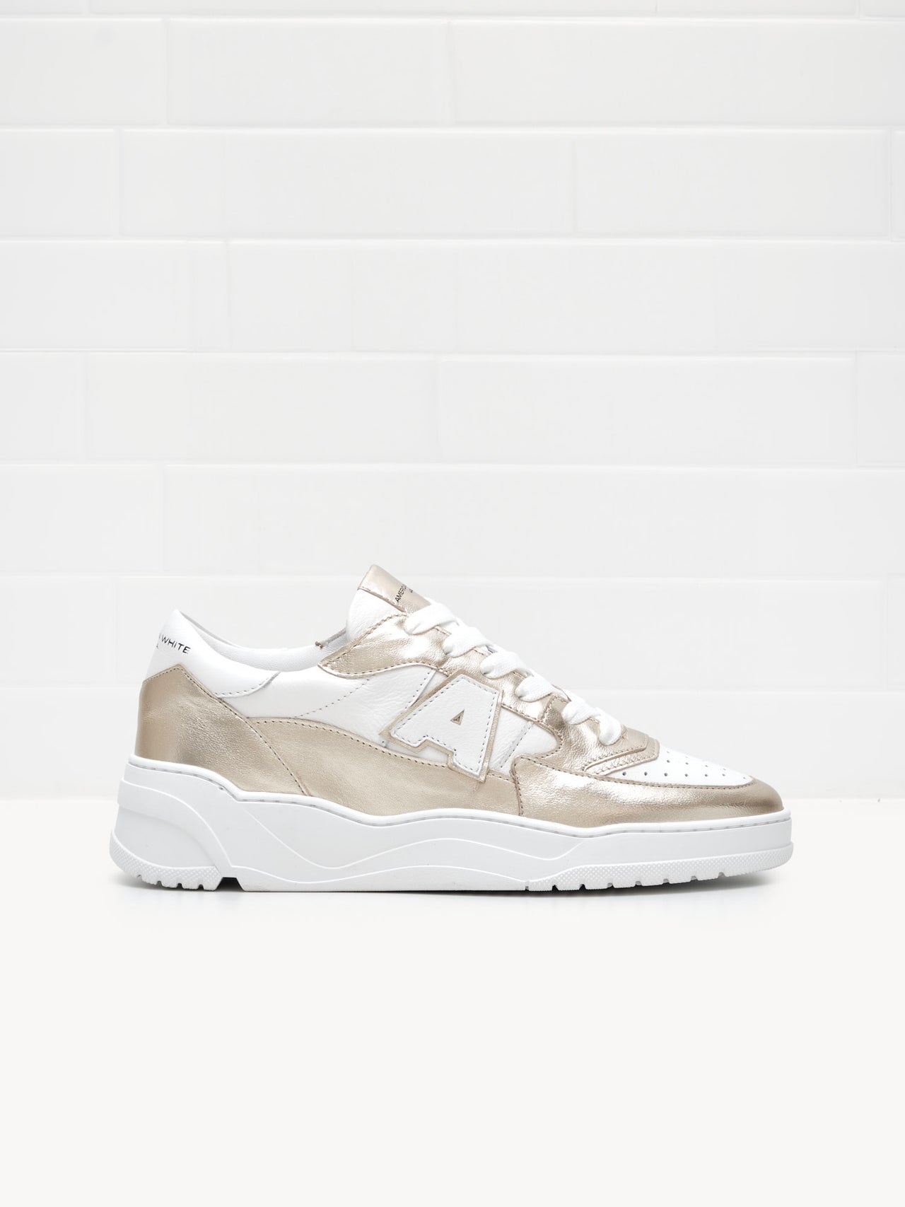 Sneakers Woman Emmeuno Logo Bicolor gold white