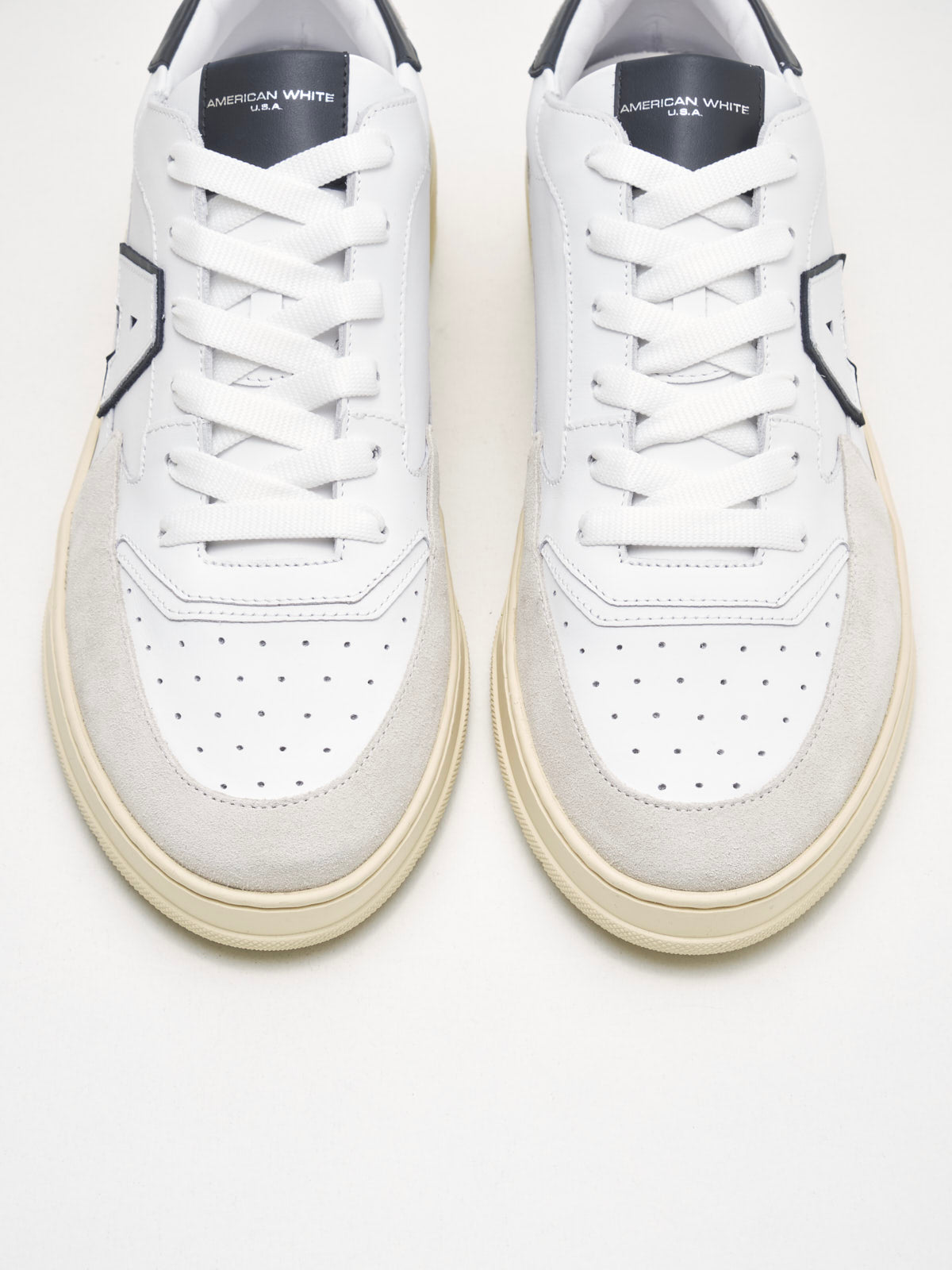 American White - Emmeuno Logo Explorer Man white black 