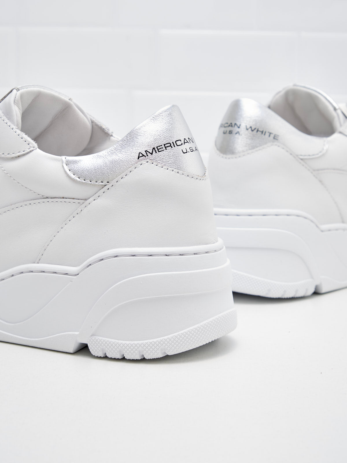 American White - Sneakers Woman Emmeuno Logo white silver 