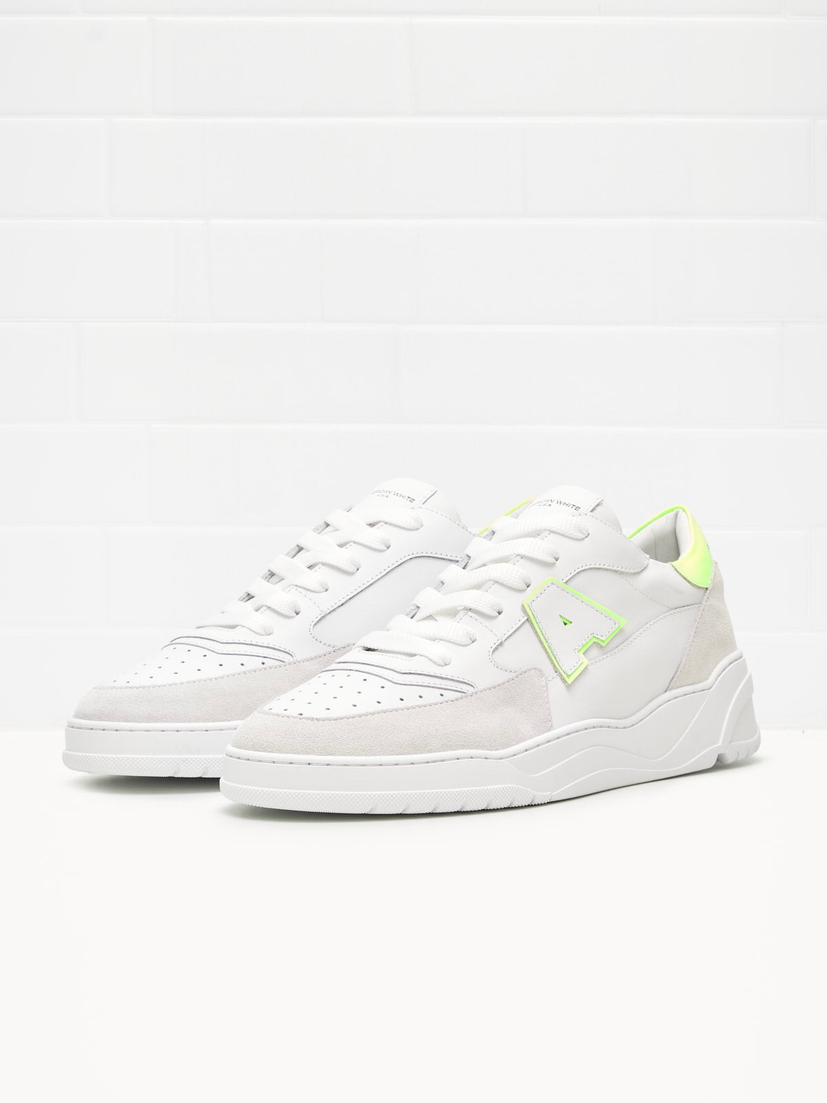 American White - Sneakers Man Emmeuno Logo Explorer white yellow white sole 
