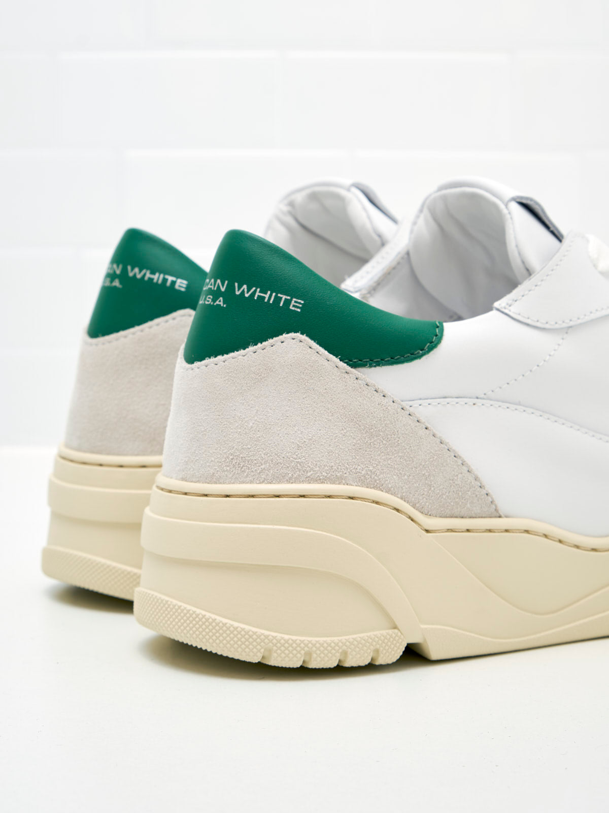 American White - Emmeuno Iconic Explorer Man white green 