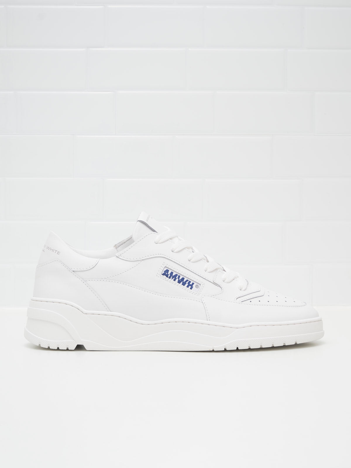 American White Emmeuno Iconic white white