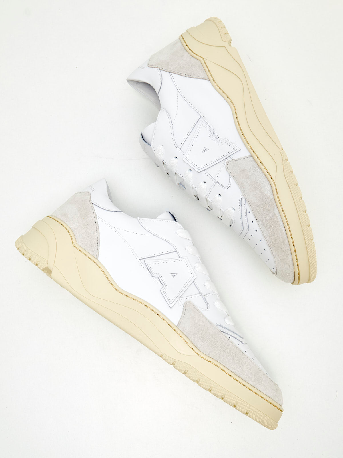 American White - Emmeuno Logo Explorer Man white white 