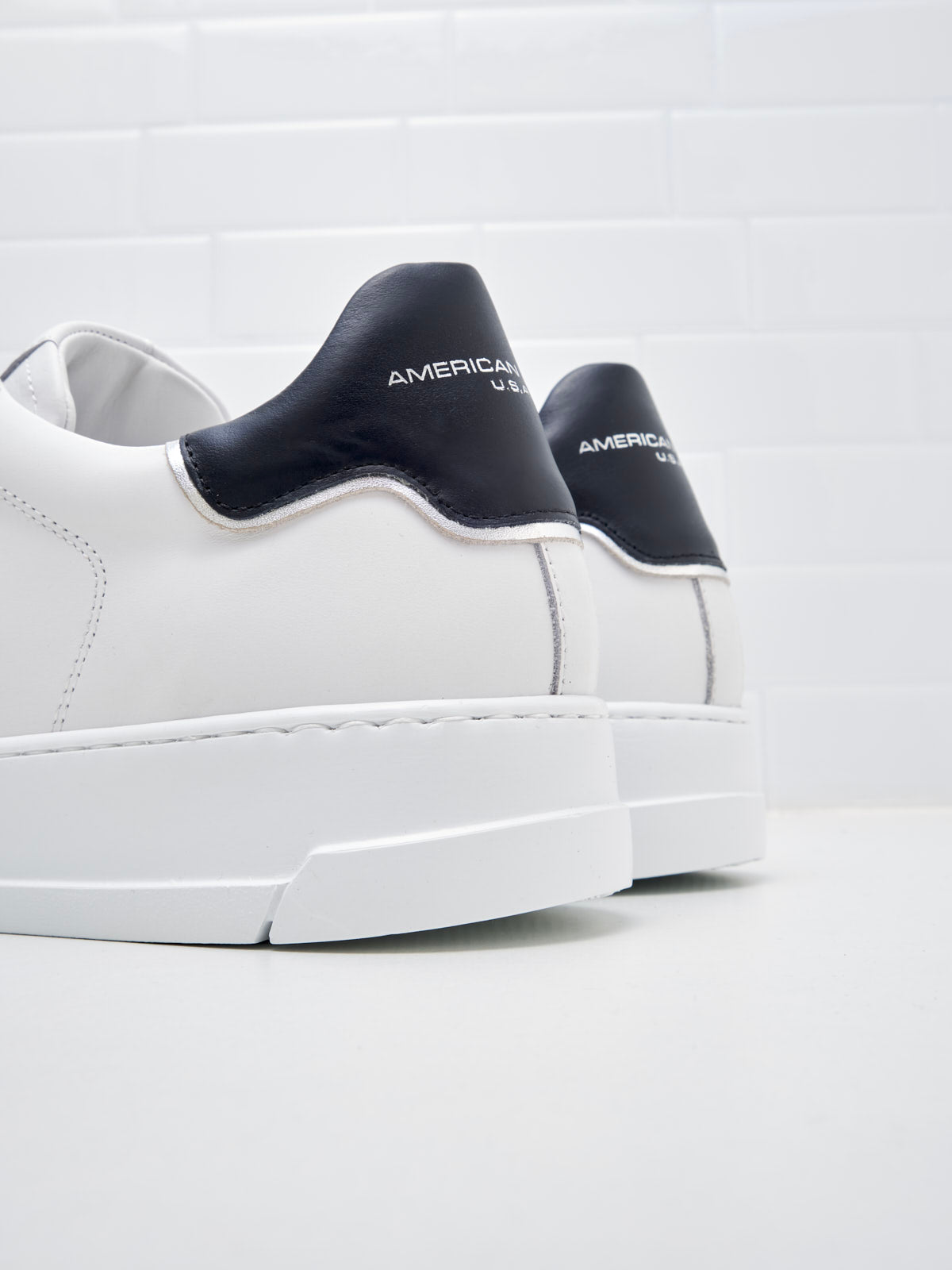 American White - Sneakers Logo Man white black 