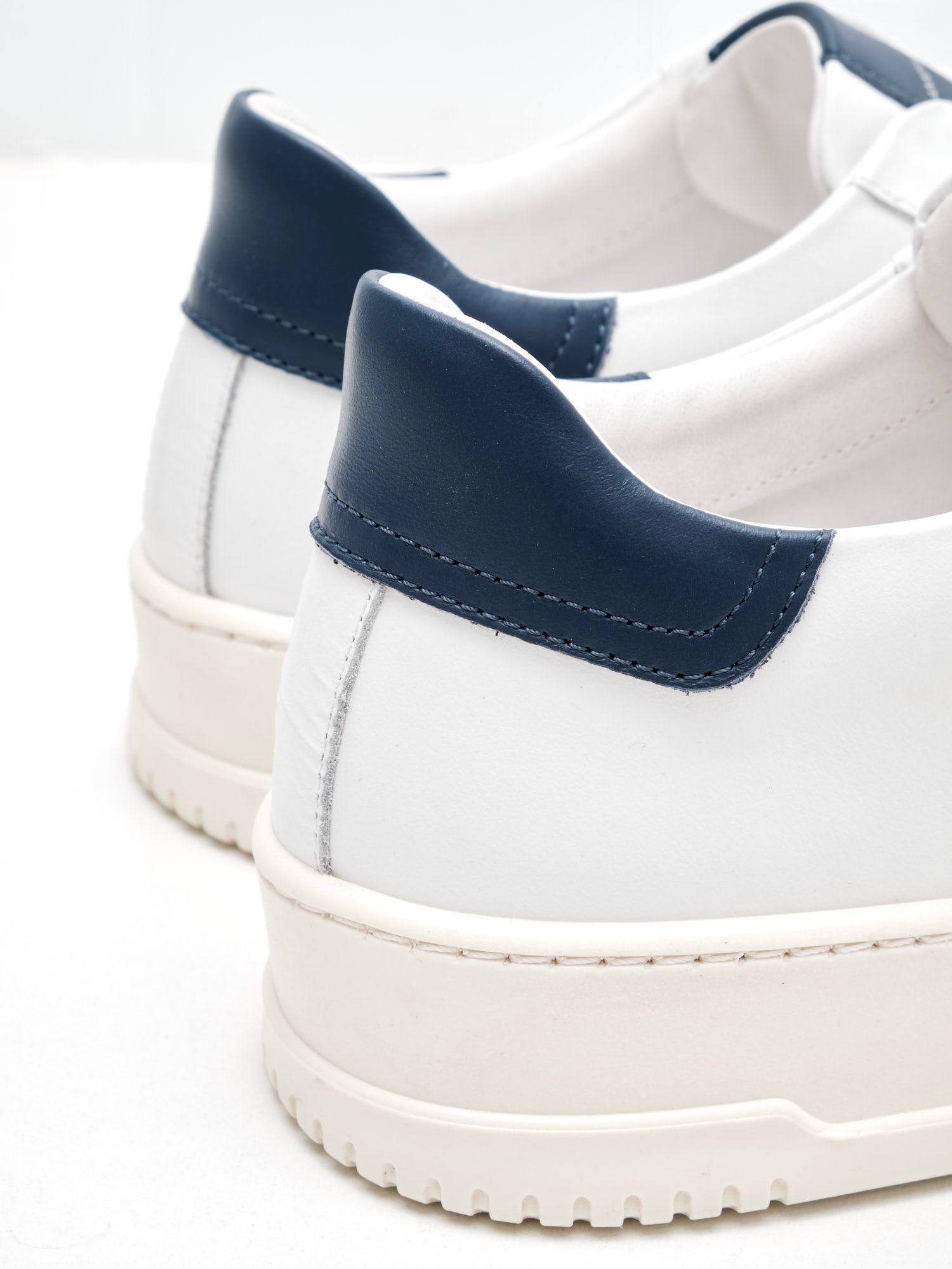 American White - Sneakers Man Whoop Vertigo white blue 