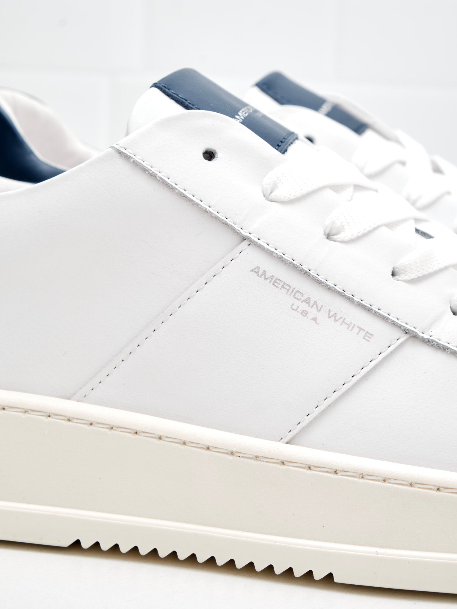 American White - Sneakers Man Whoop Vertigo white blue 