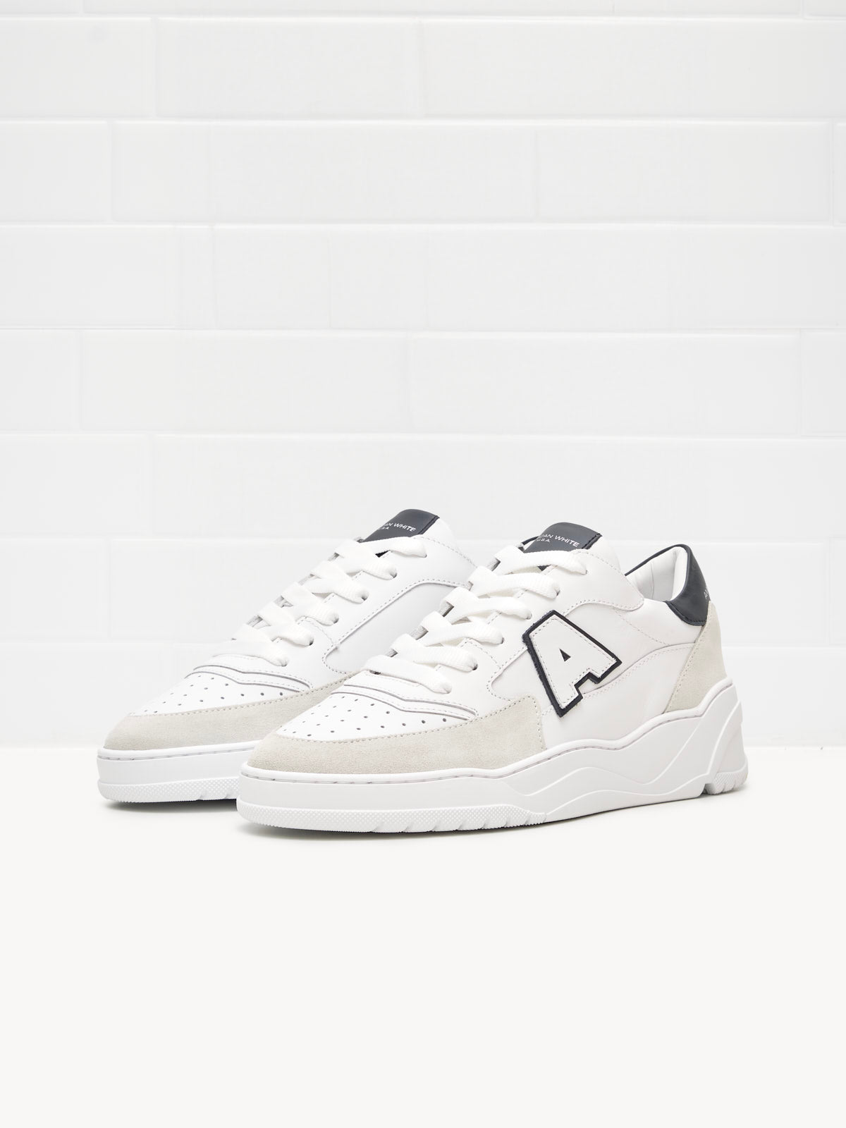 American White - Sneakers Woman Emmeuno Logo Explorer white black white sole 