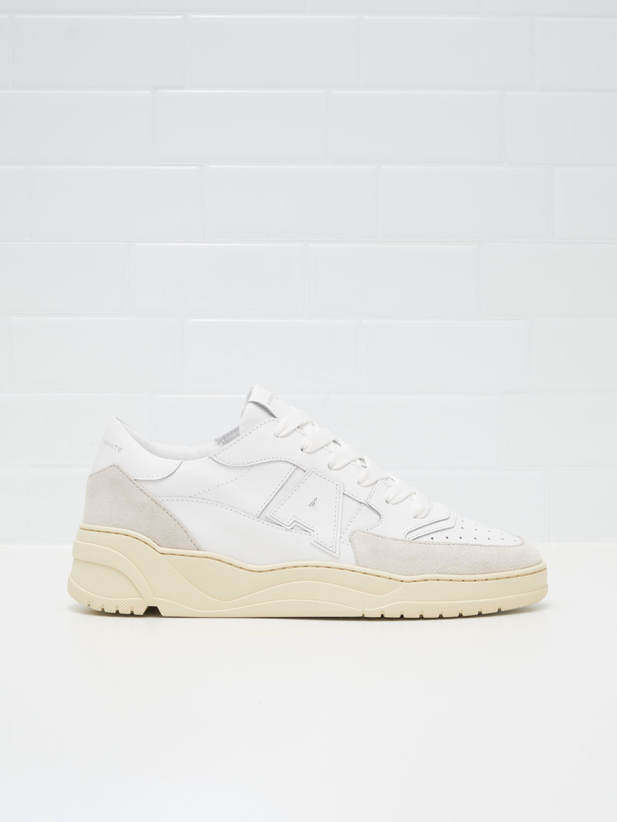 American White Emmeuno Logo Explorer white white woman