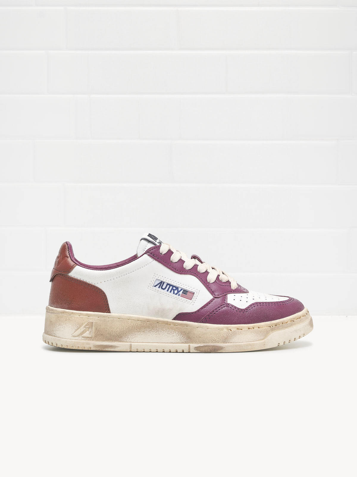 Sneakers Medalist Low Woman Super Vintage white rasperry brown