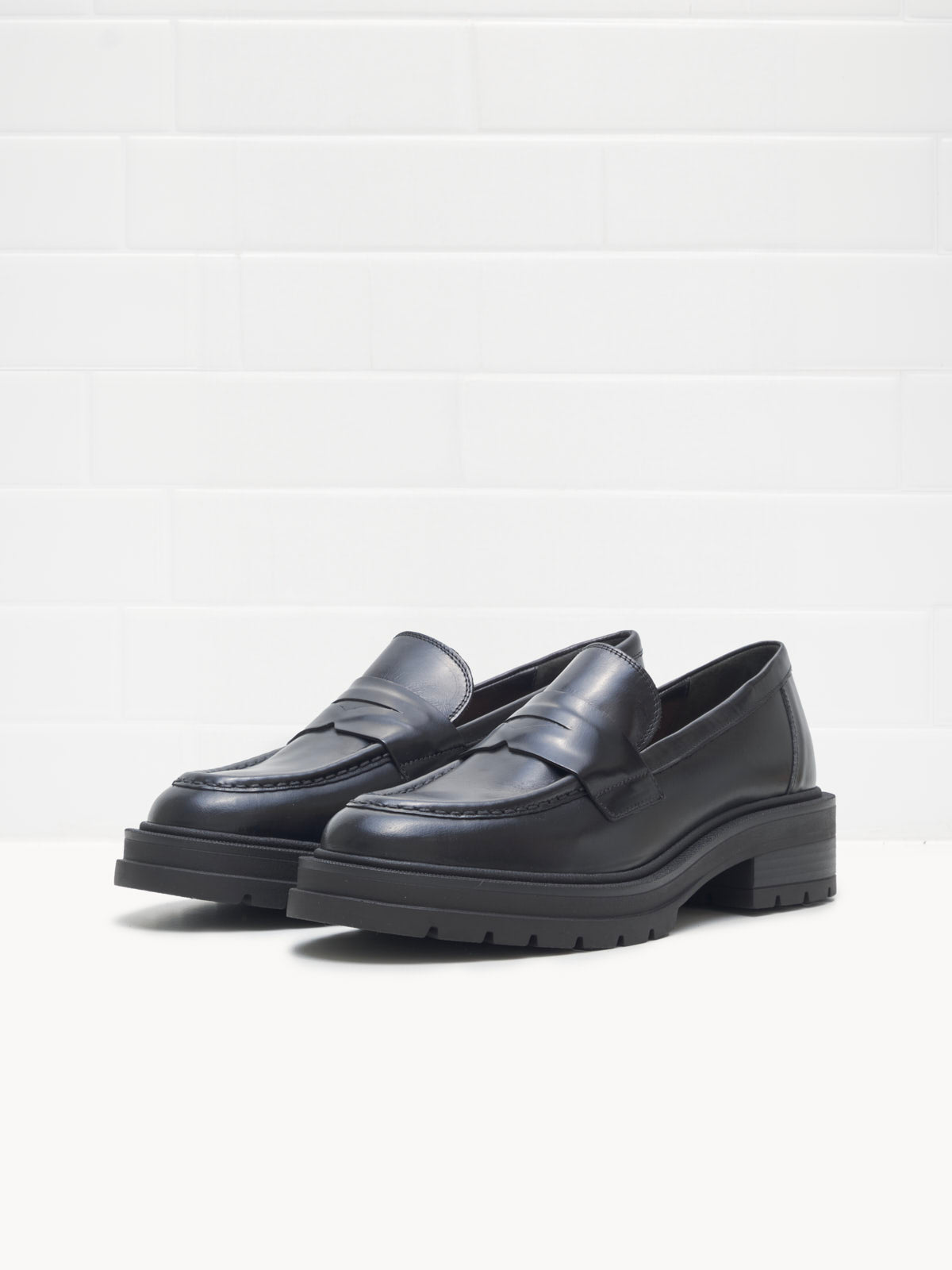 Carmens - Mocassino Woman Patty Clam black 