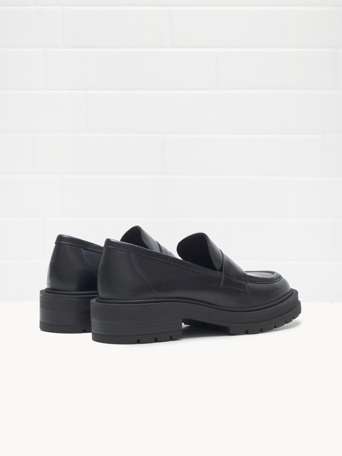 Carmens - Mocassino Woman Patty Clam black 