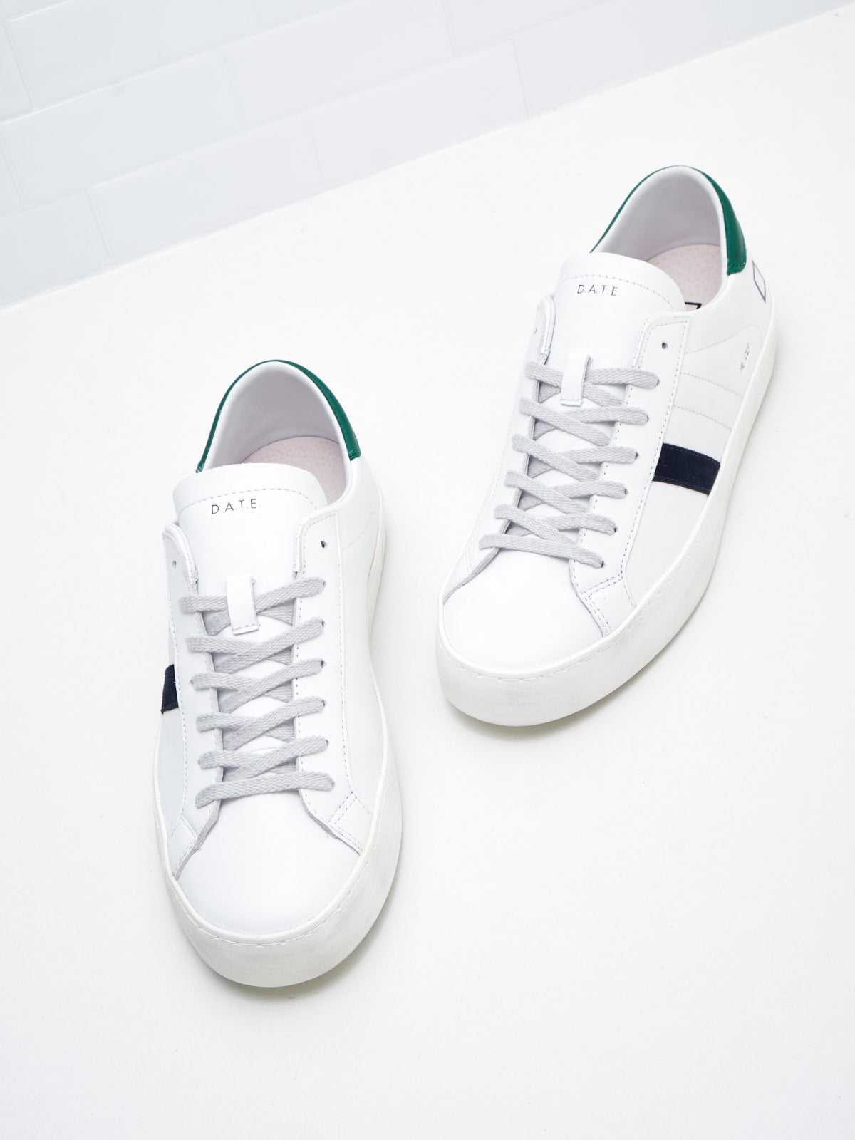Date - Sneakers Hill Low Calf Man white blue green 