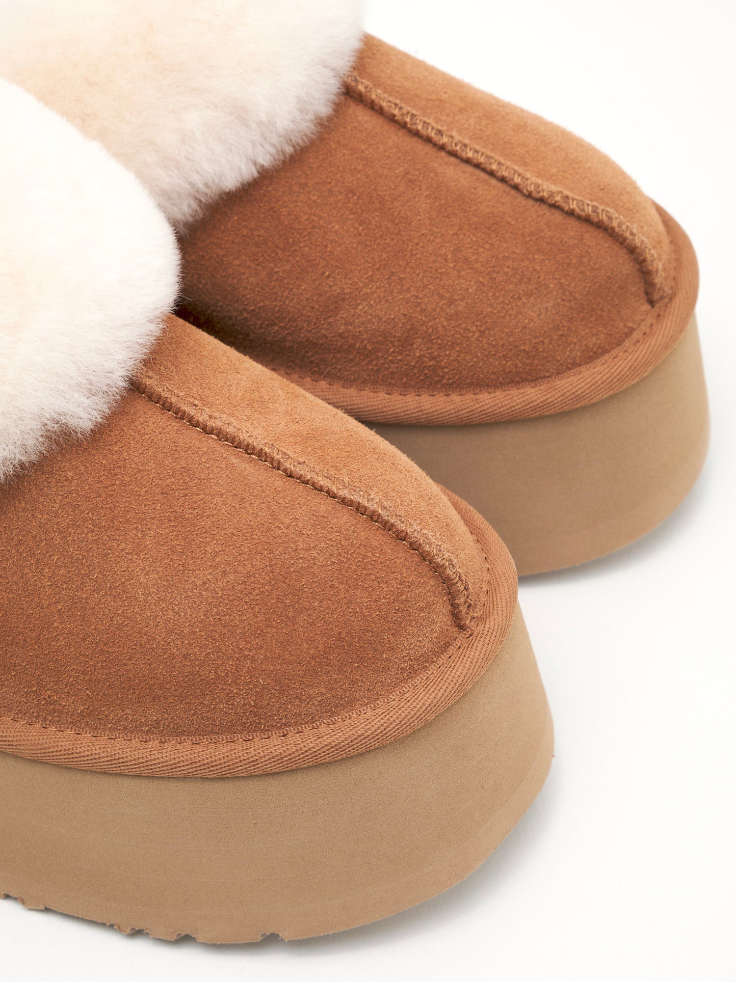 UGG - Sabot Funkette Woman Suede chestnut 