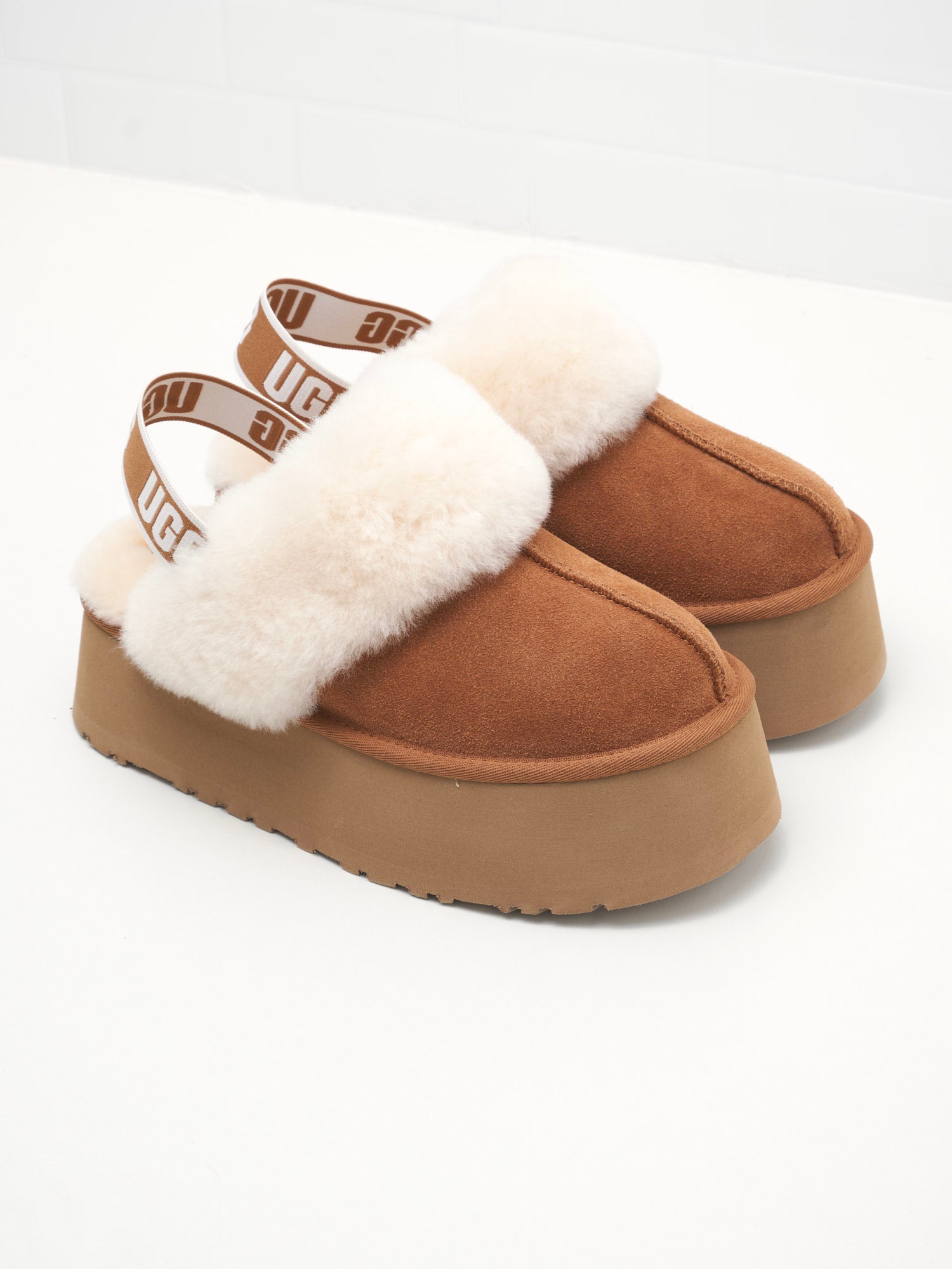 UGG - Sabot Funkette Woman Suede chestnut 