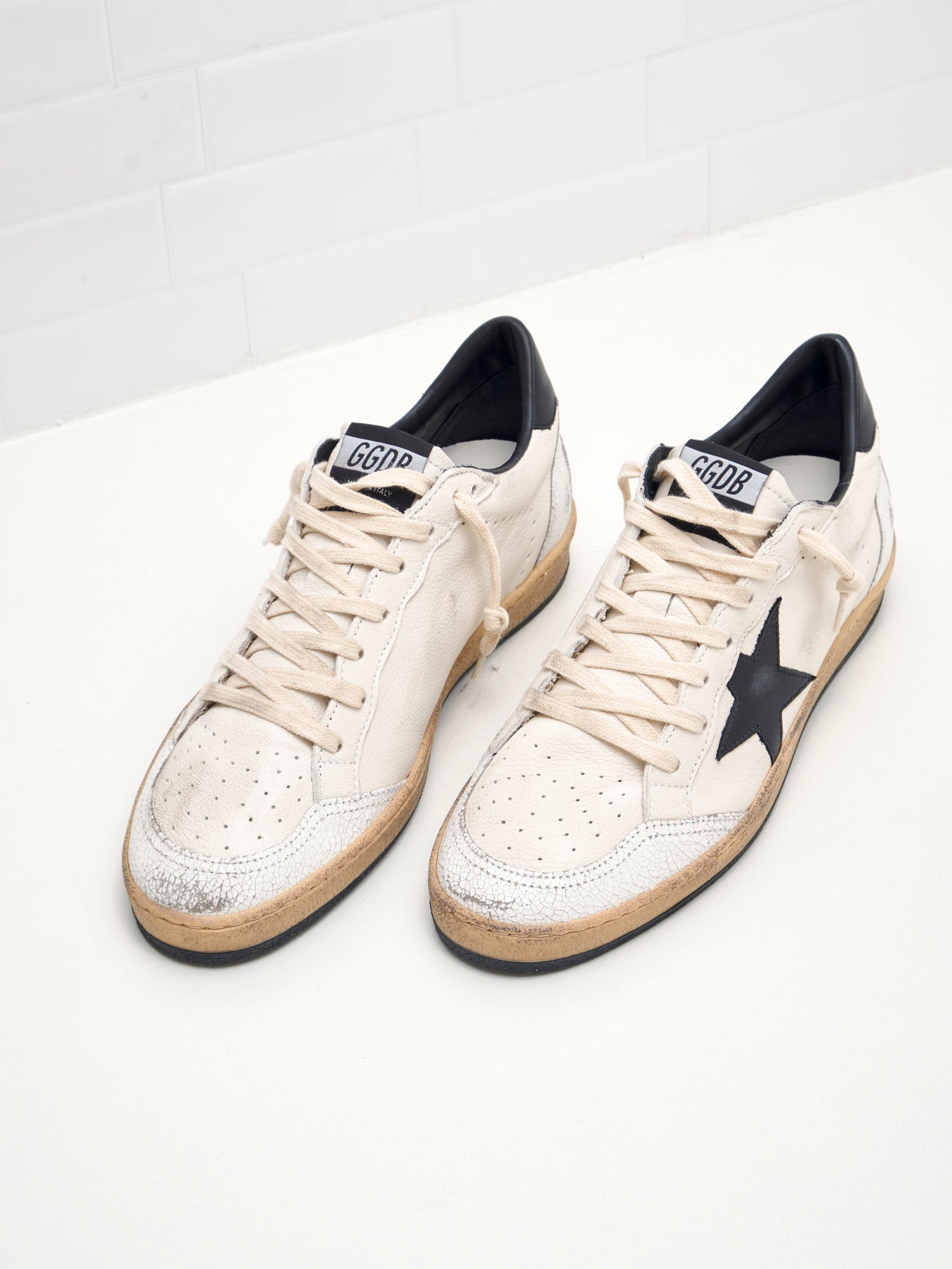 Golden Goose Ball Star Man white black