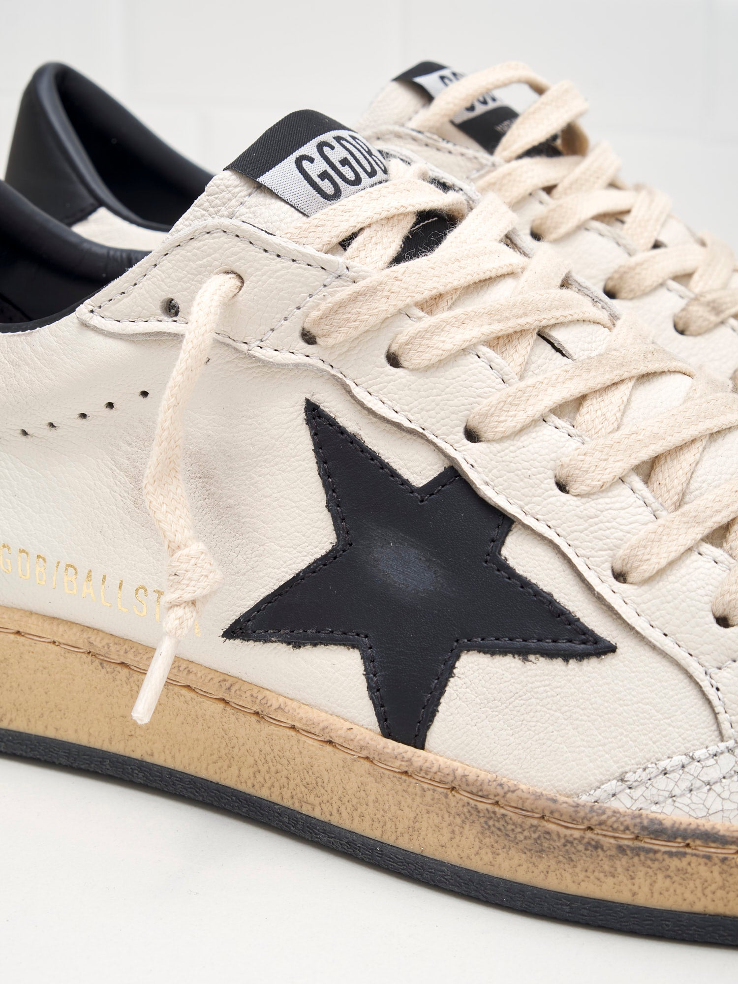 Golden Goose Ball Star Man white black