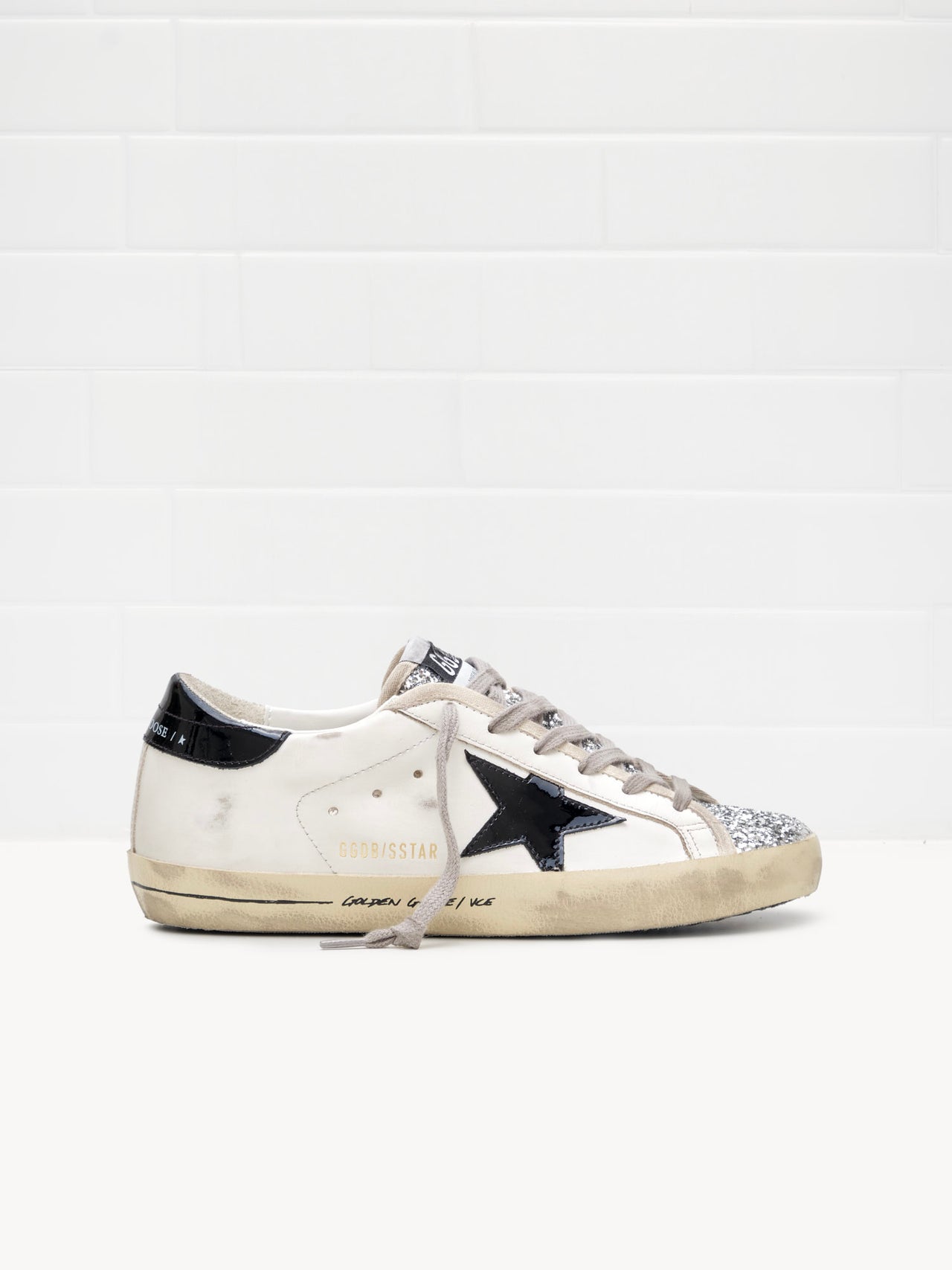 golden goose - Sneakers Super Star Woman white silver black 
