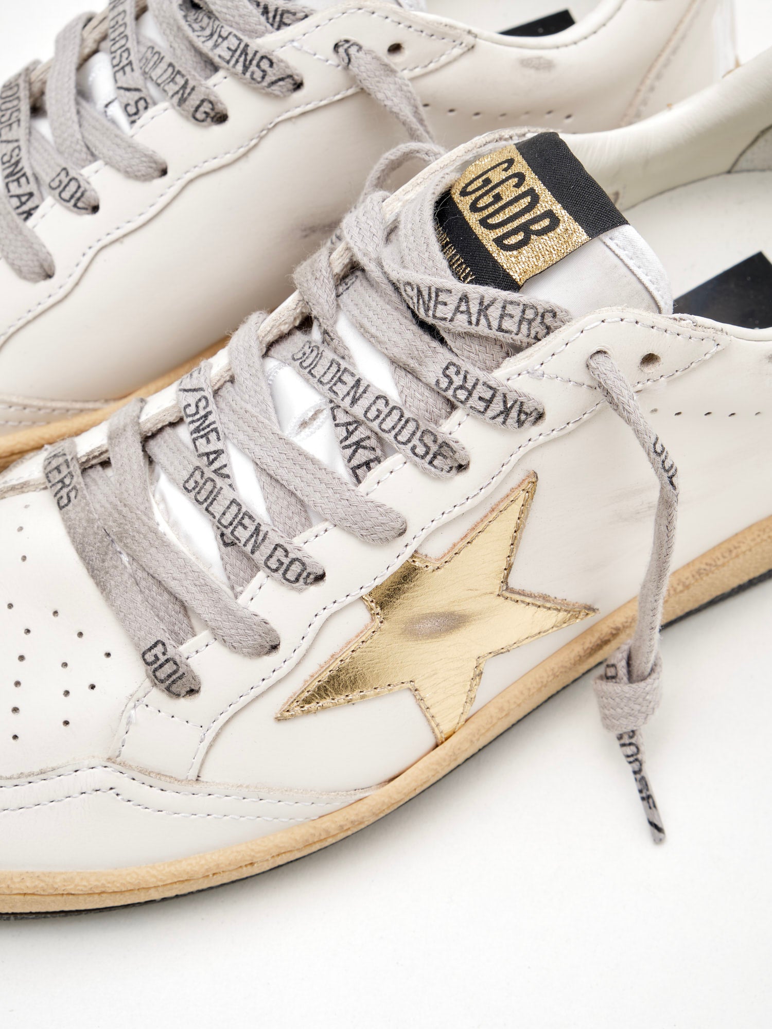 Golden Goose Ball Star Woman milk gold