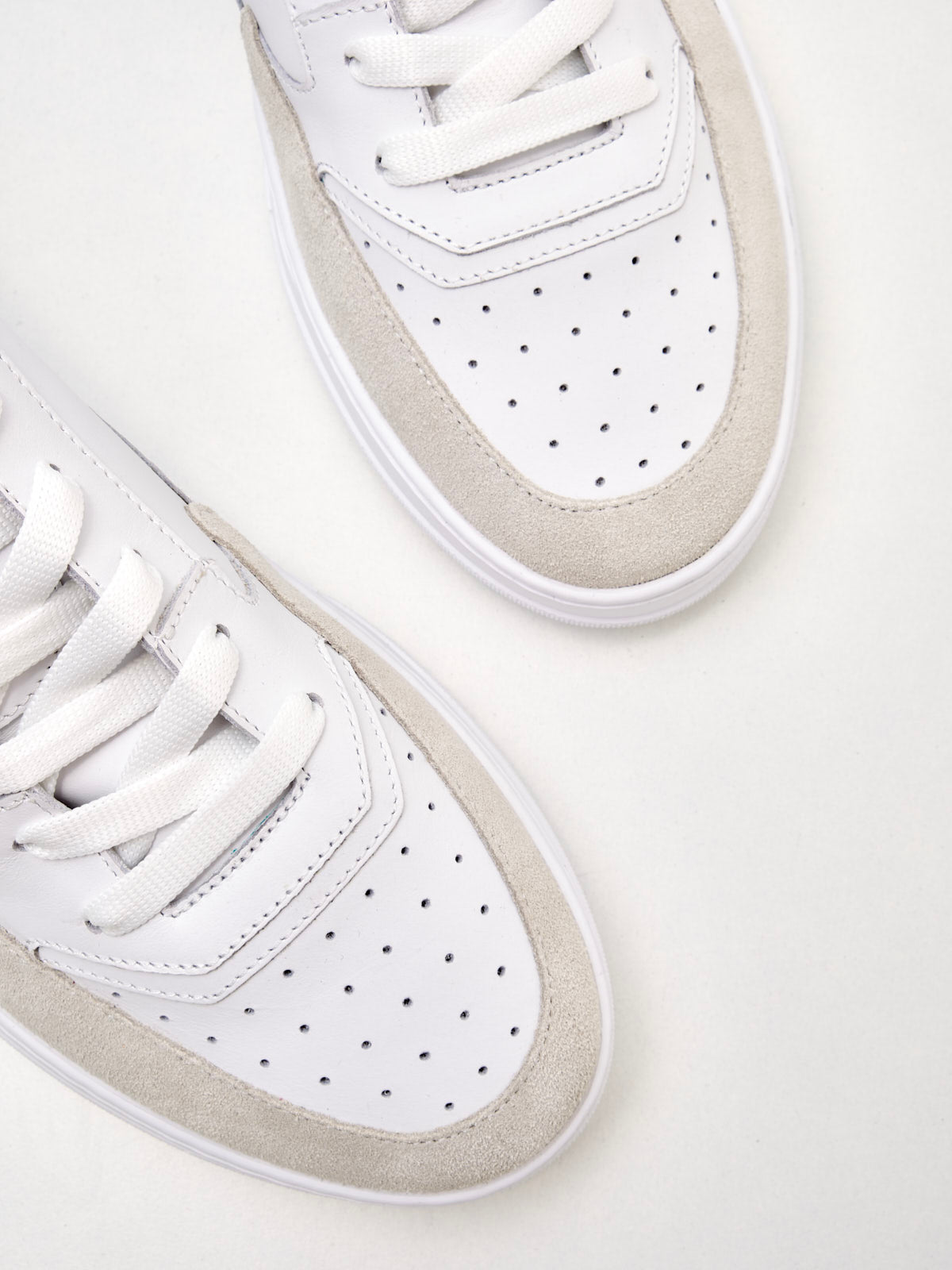 American White - Sneakers Man Emmeuno Logo Explorer white green white sole 