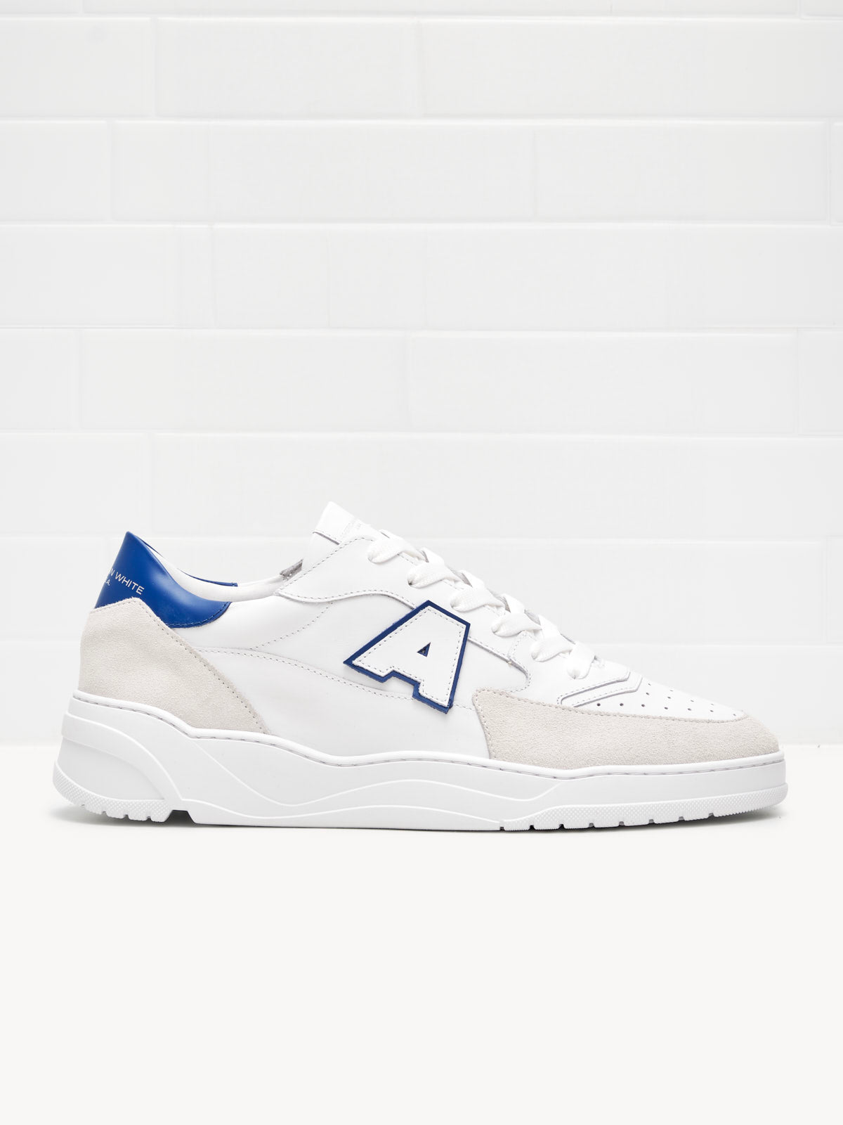 Sneakers Man Emmeuno Logo Explorer white blue white sole