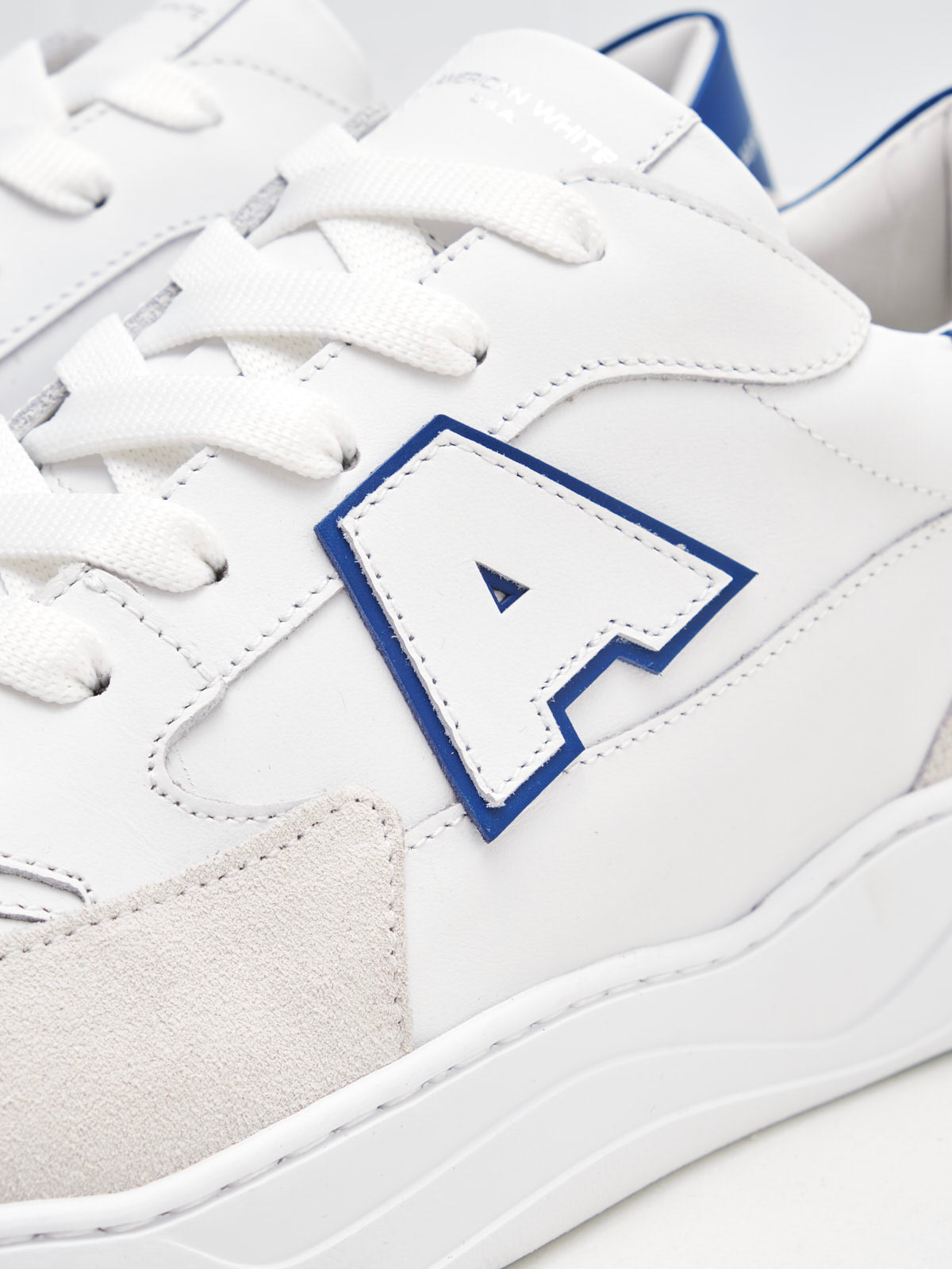American White - Sneakers Man Emmeuno Logo Explorer white blue white sole 