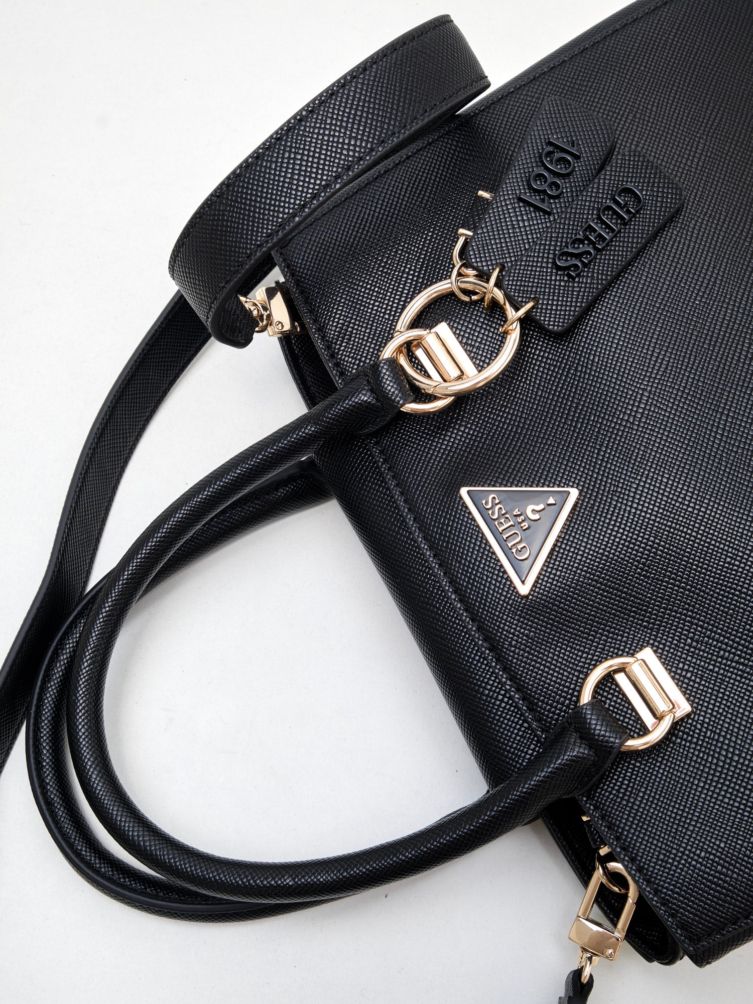 Guess - Borsa Noelle Girlfriend Satchel black 