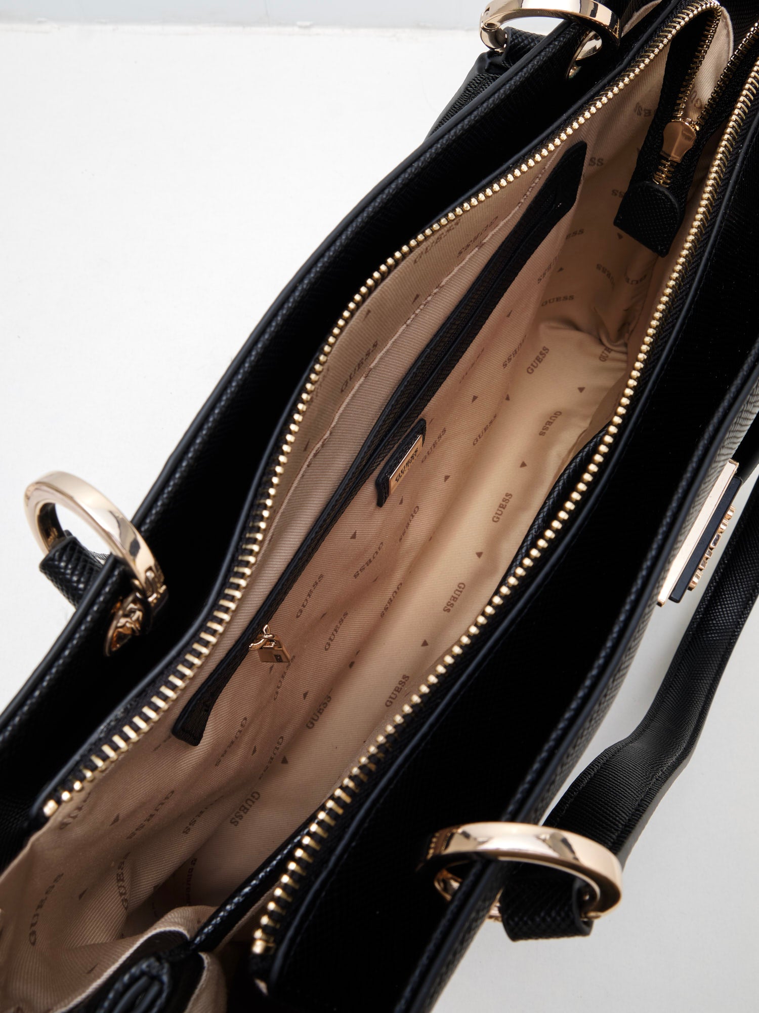 Guess - Borsa Noelle Tote black 