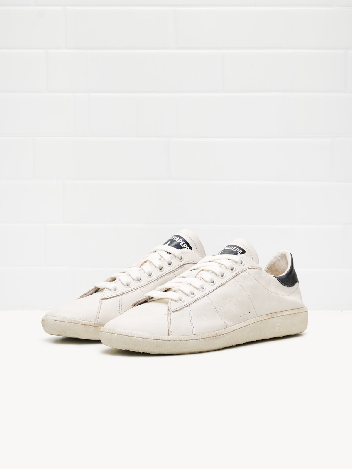 Patrizia Pepe - Sneakers Skin "93" white black 
