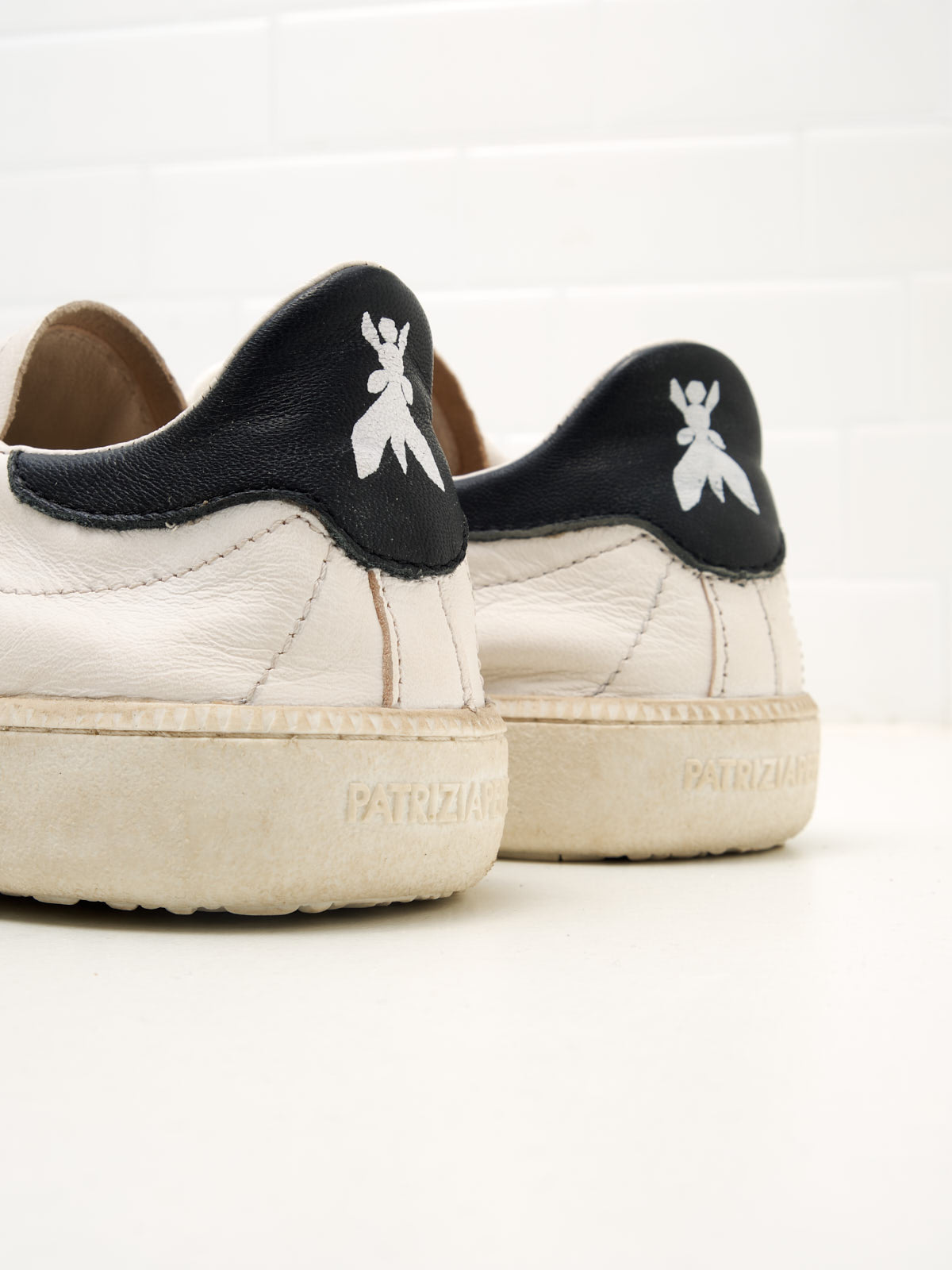Patrizia Pepe - Sneakers Skin "93" white black 
