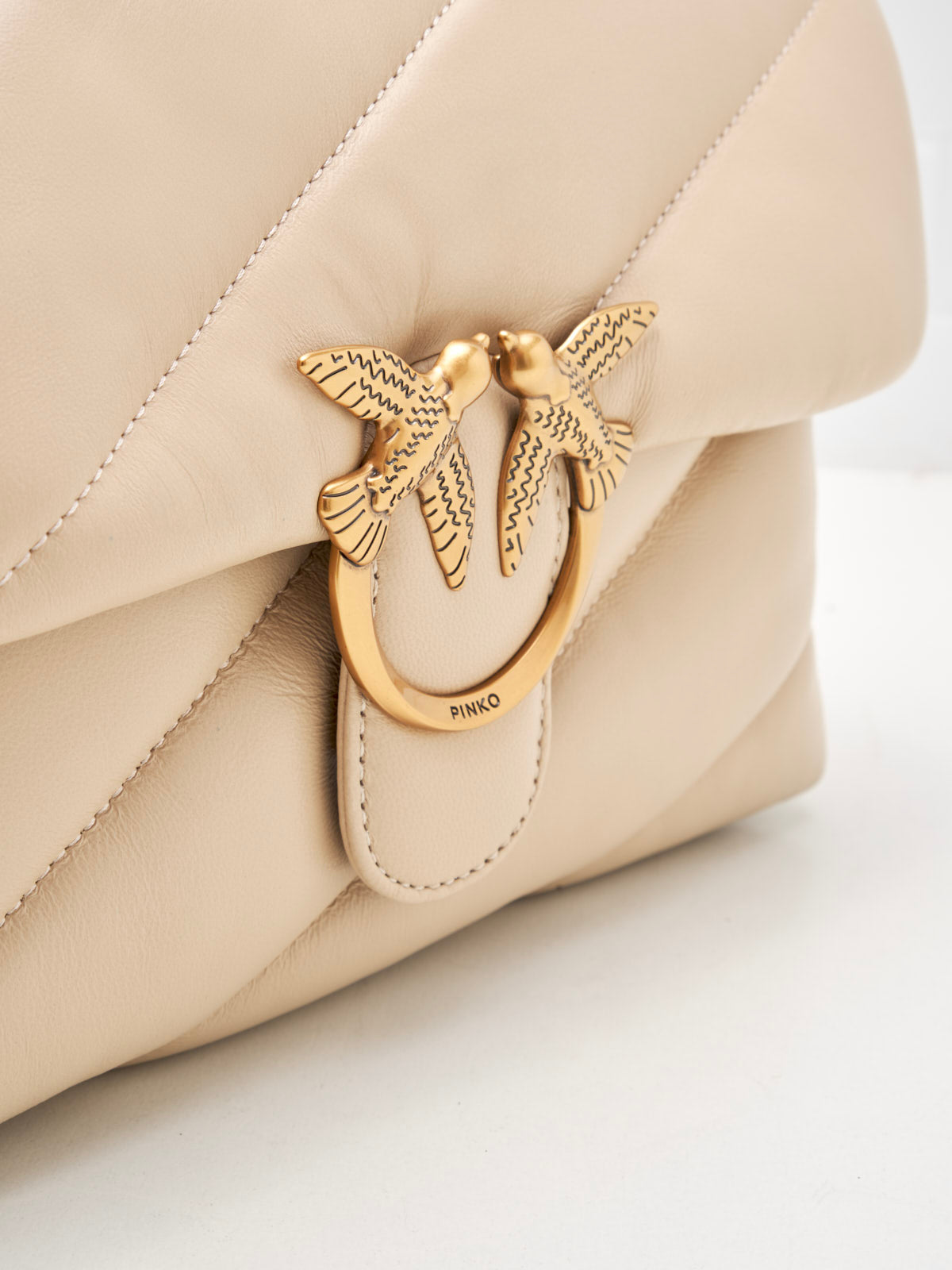 PINKO - Borsa a Tracolla Classic Love Bag Puff Maxi Quilt beige smoke gold 