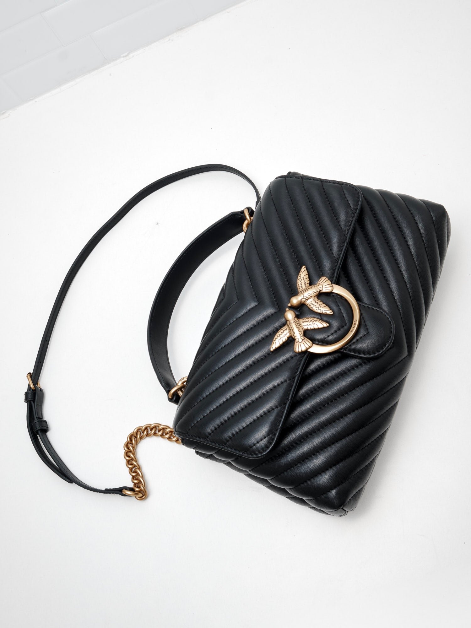 Pinko Classic Lady Love Bag Puff Chevron Black Gold