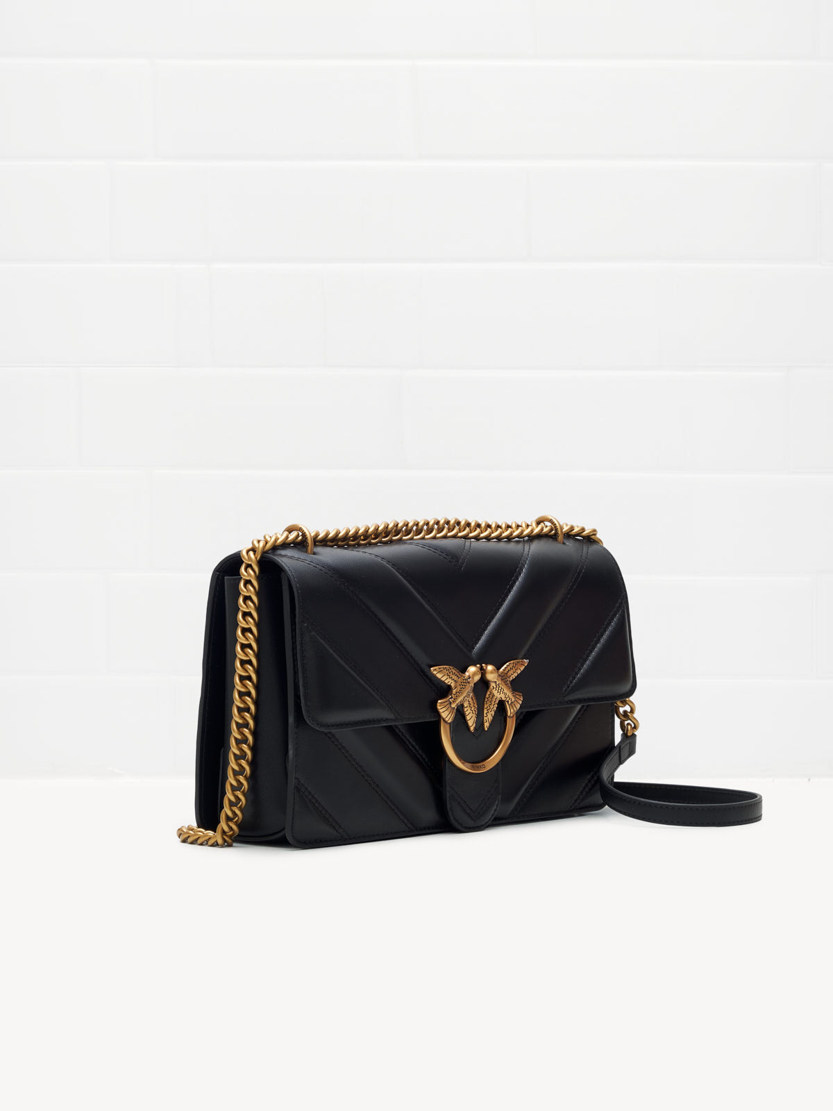PINKO - Tracolla Love One "V" black gold 