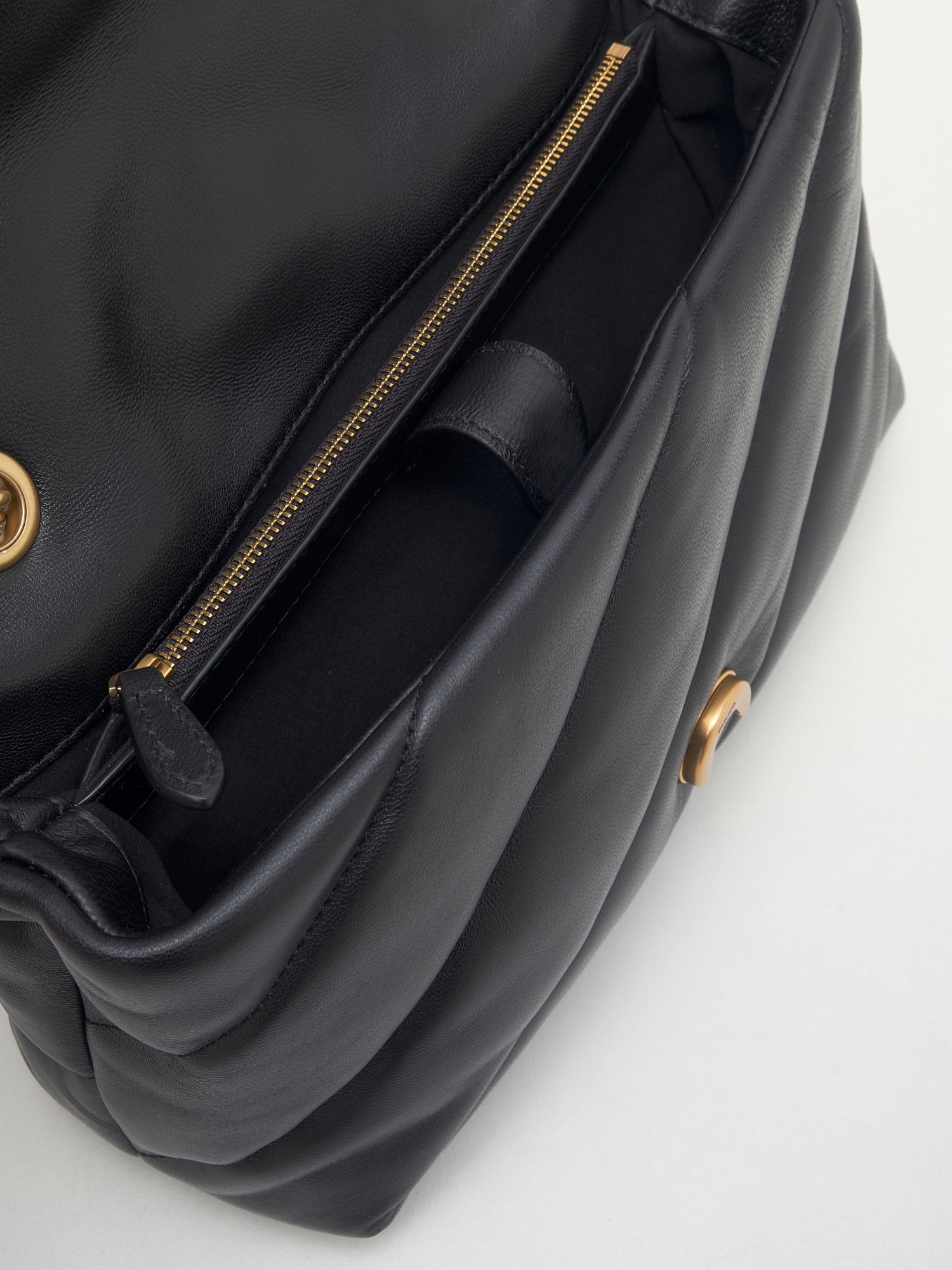 Pinko Classic Love Bag Puff Maxi Quilt black gold