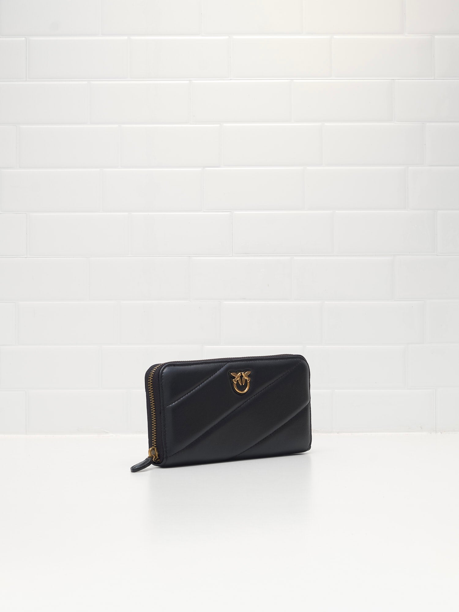 PINKO - Portafoglio Zip Around Maxi Quilt black gold 
