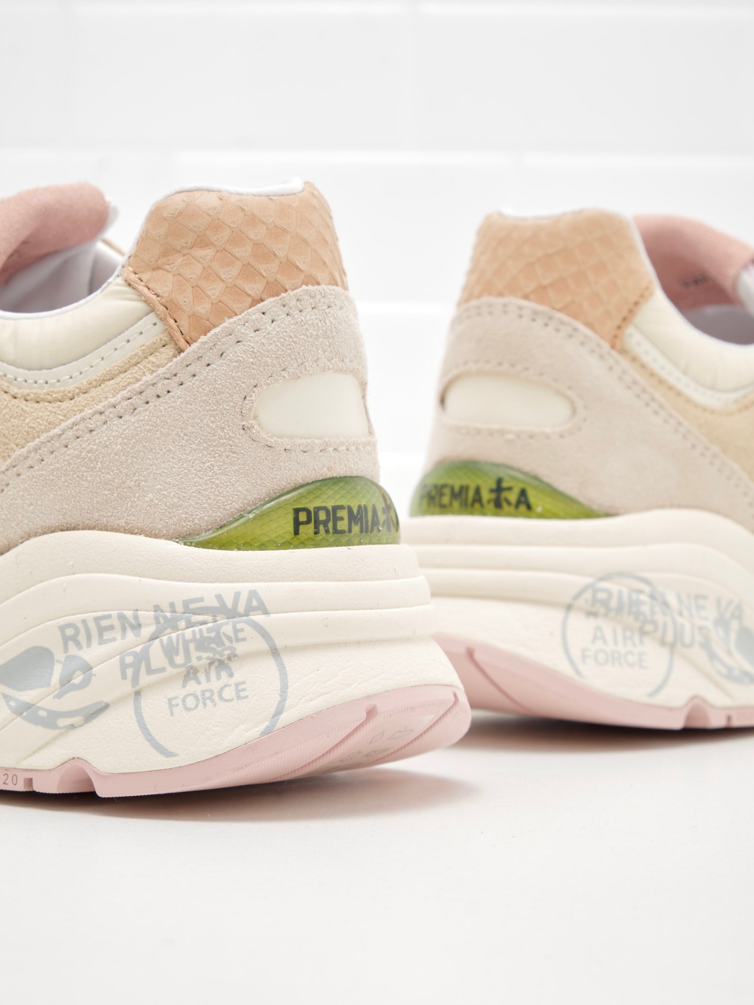 Premiata - Sneakers Woman Mased sand pink 