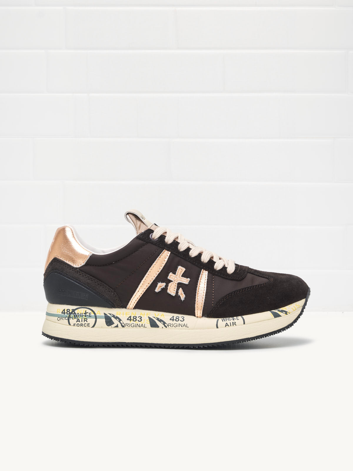 Sneakers Woman Conny dark brown gold