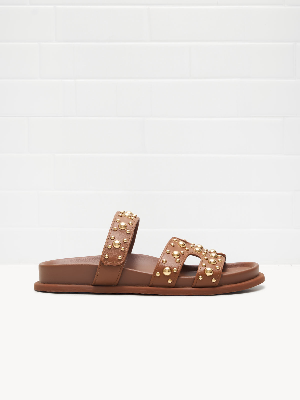 Tosca Blu - Slipper Woman cognac gold studs 
