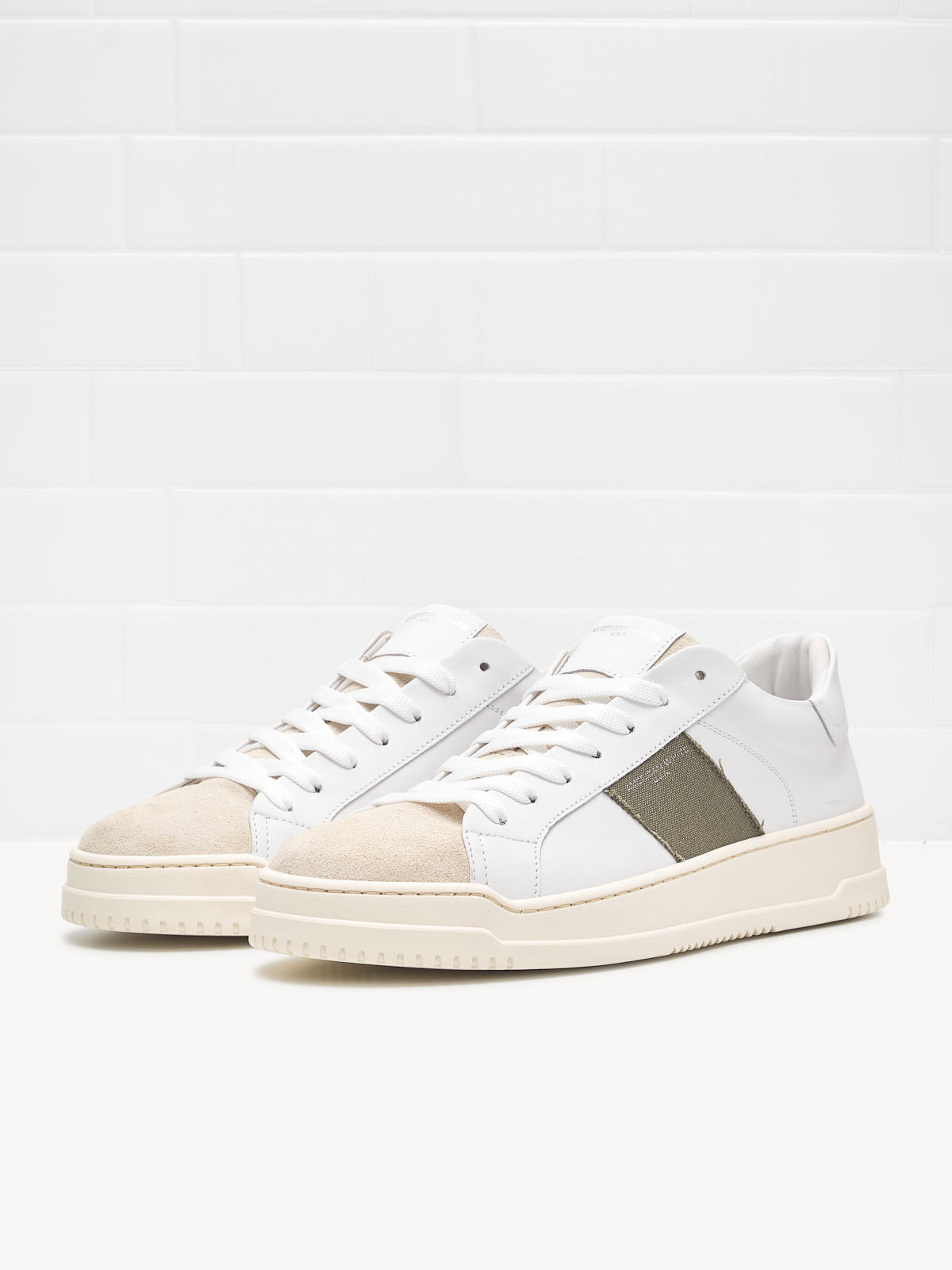 American White - Sneakers Man Whoop Vertigo Explorer white sand green 