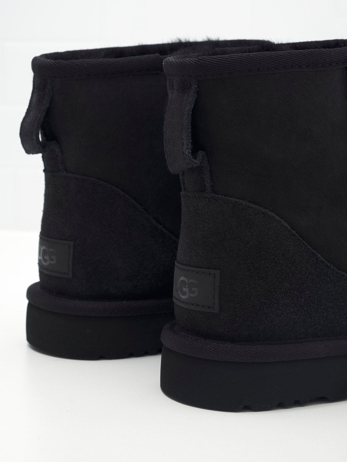 Ugg Classic Mini II Woman Suede Black